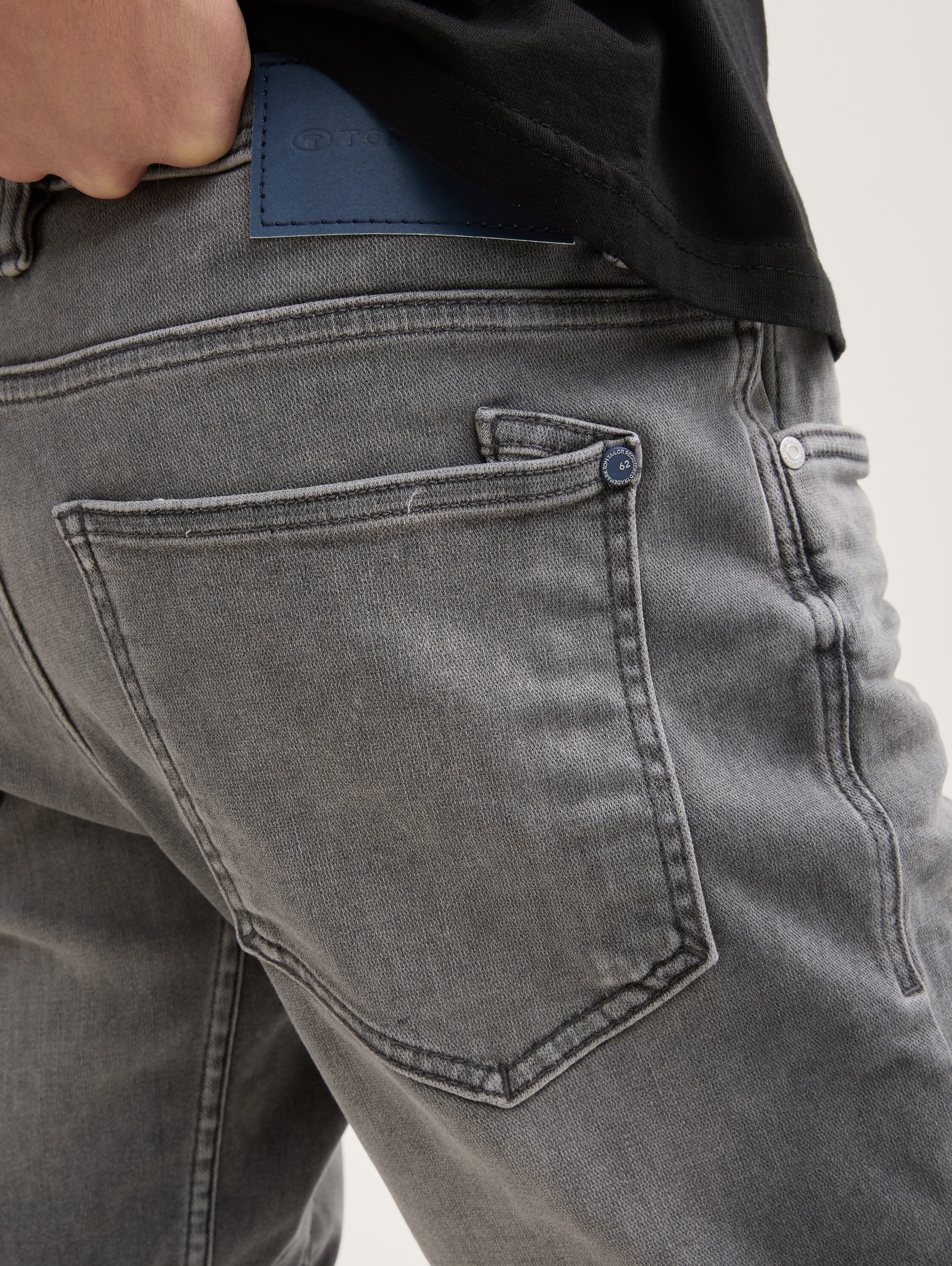 TTJOSH REGULAR SLIM Jeans Shorts mit Superstretch - used_light_stone_grey_denim - 