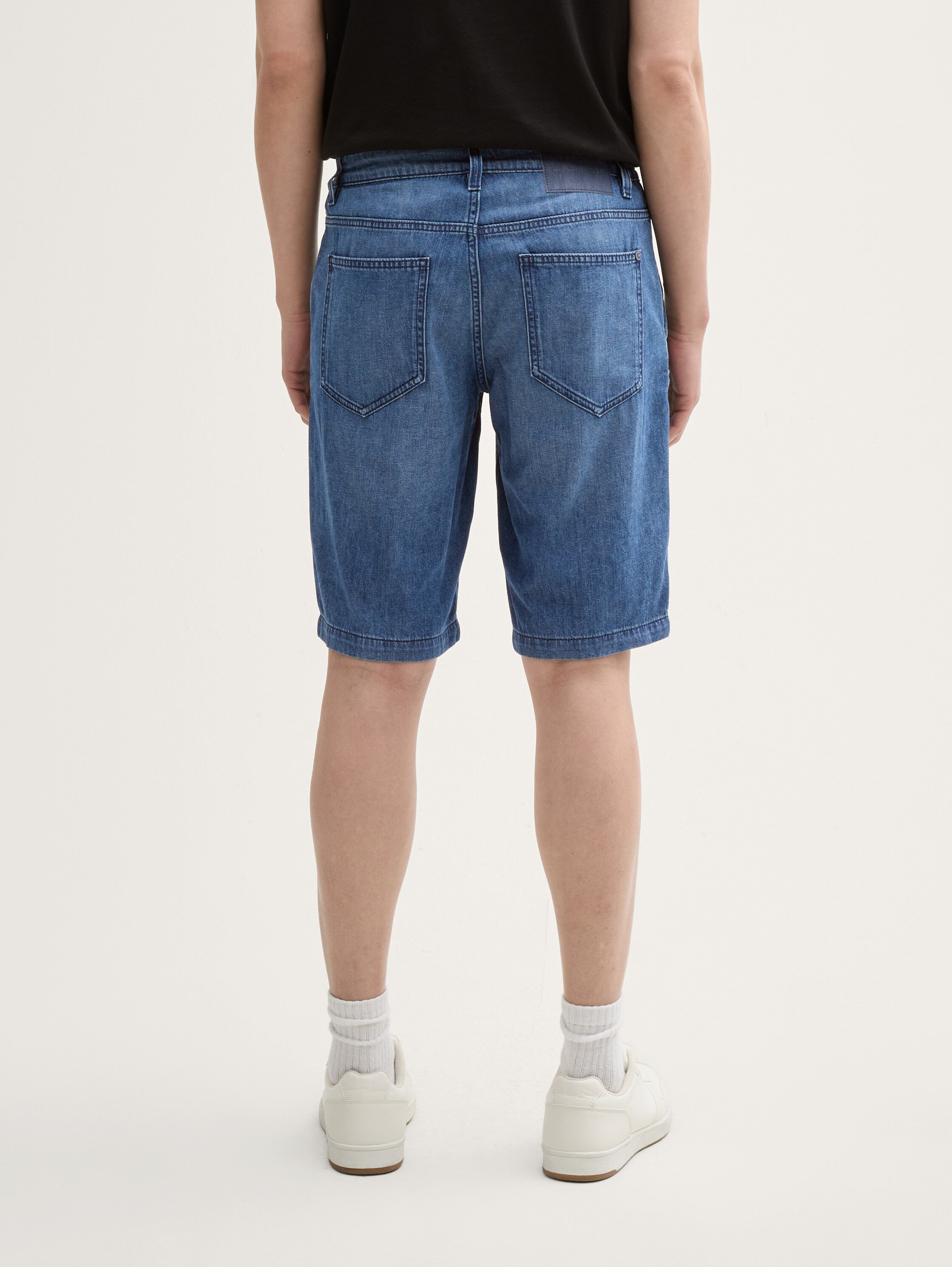 TTMARVIN STRAIGHT ULTRALIGHT Jeans Shorts - used_dark_stone_blue_denim_1 - 