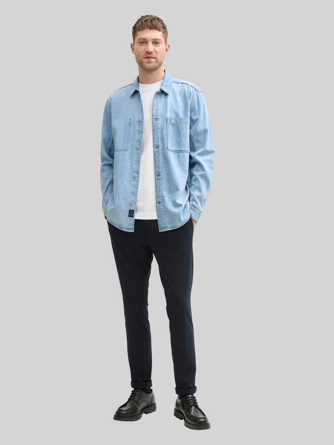 Comfort fit denim overhemd met borstzak door Men, Used Bleached Blue Denim