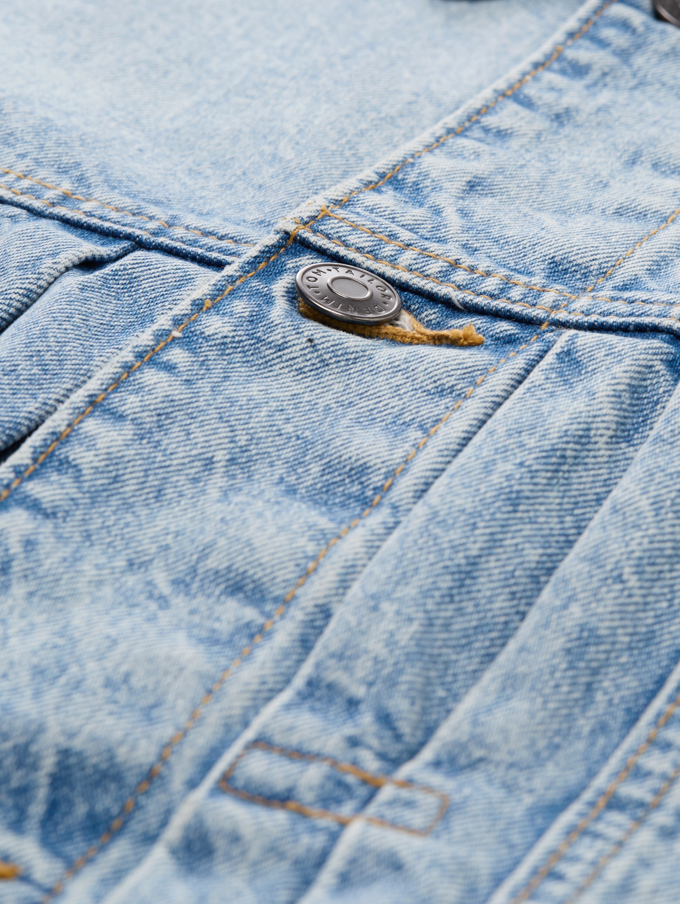 Relaxed Fit Jeansjacke mit Brusttaschen - used_light_stone_blue_denim - 