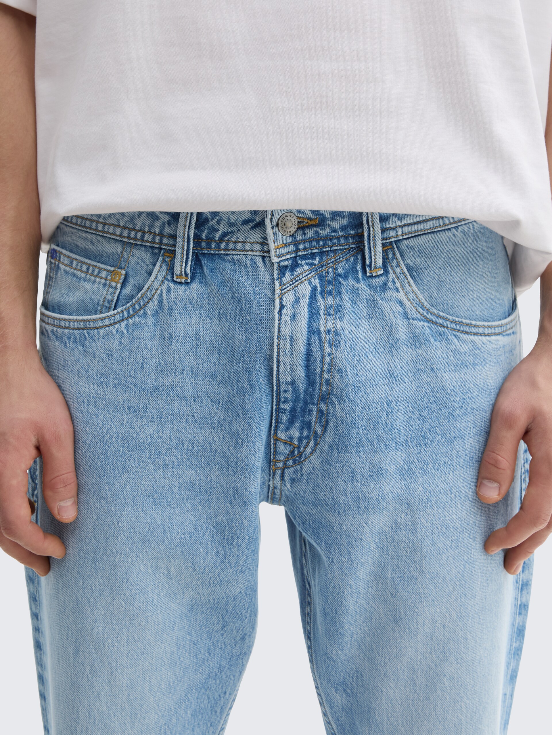 TTWAYLEN RELAXED jeans - Used Light Stone Blue Denim - Detailaanzicht model