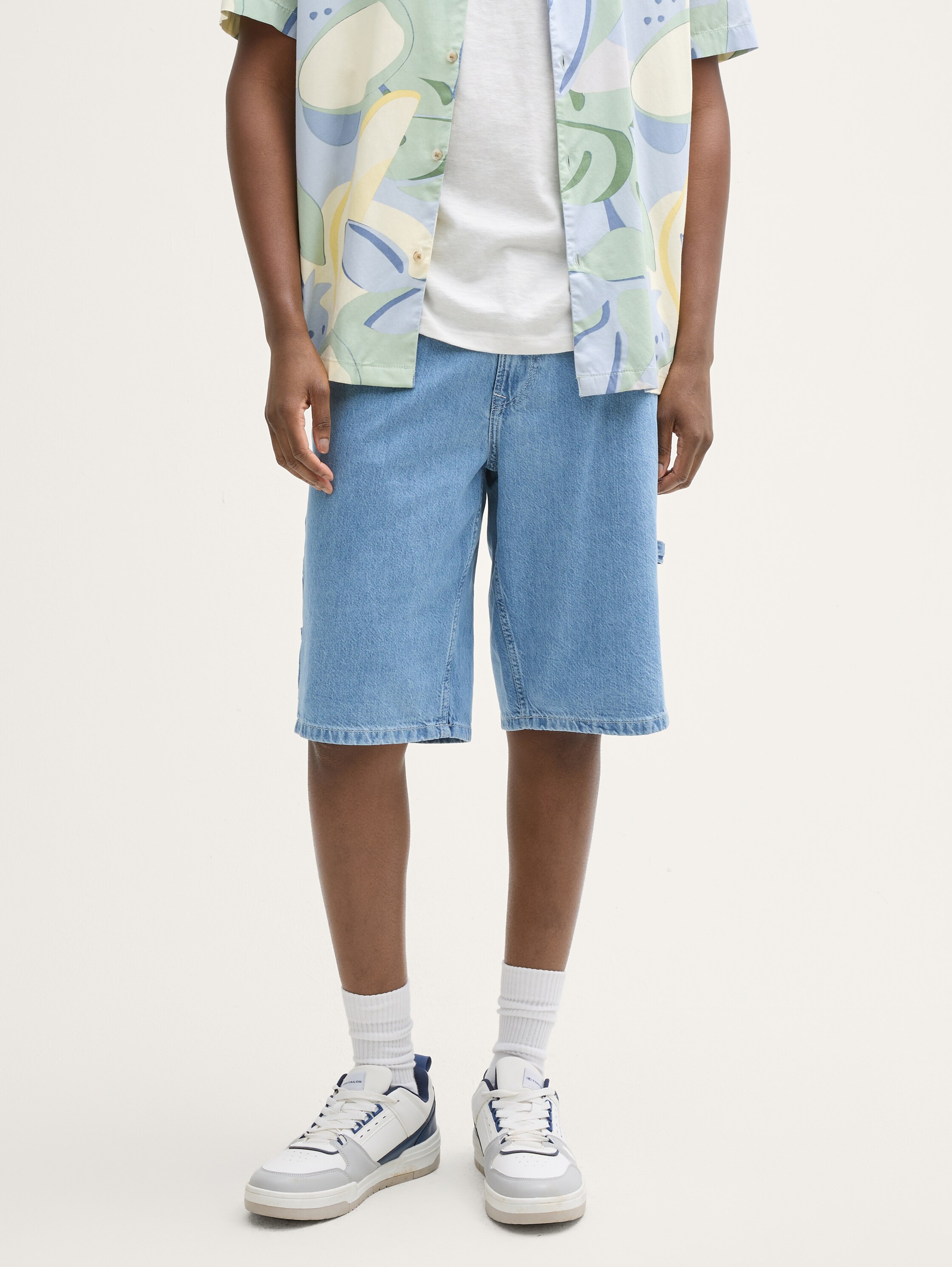 TTWAYLEN RELAXED Jeans Shorts - clean_mid_stone_blue_denim - 