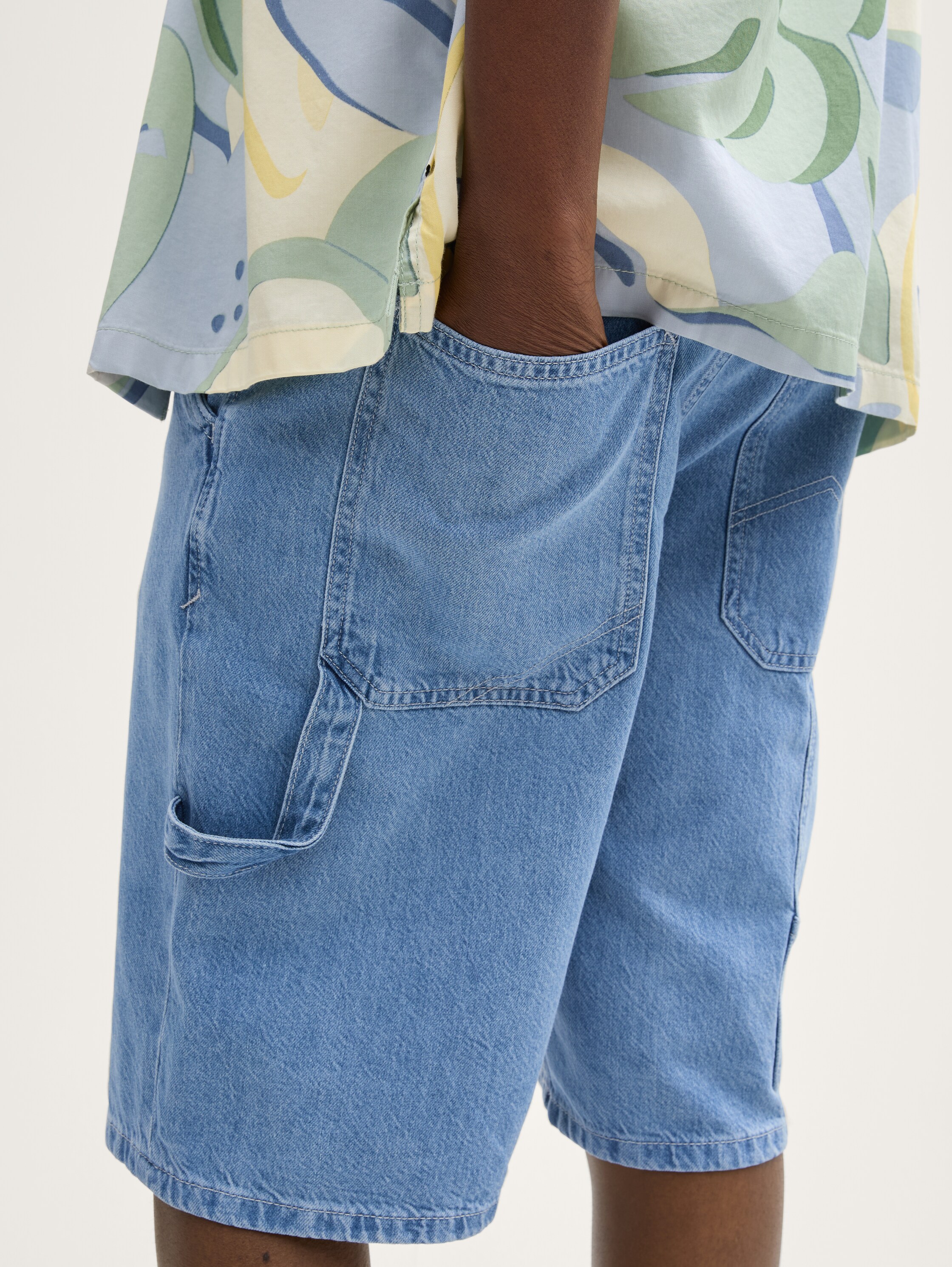 TTWAYLEN RELAXED Jeans Shorts - clean_mid_stone_blue_denim - 