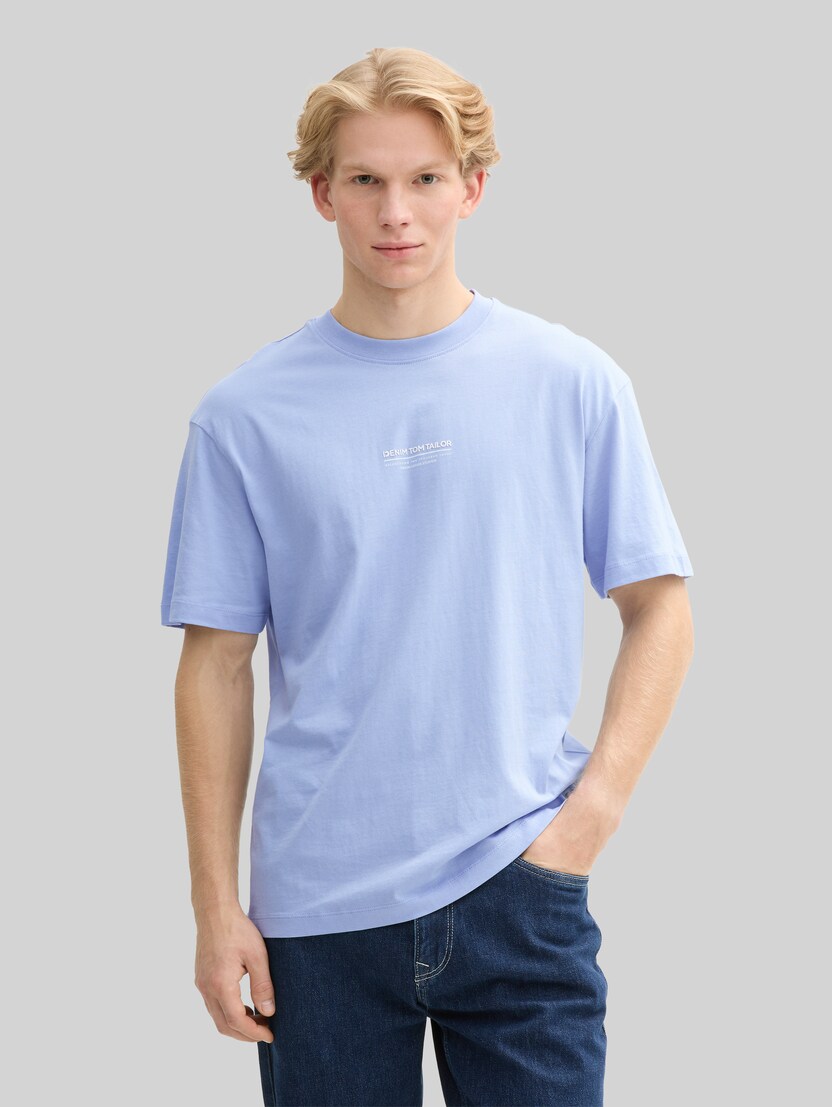 T-shirt met relaxte pasvorm van katoen door Denim Male, Brunnera Blue