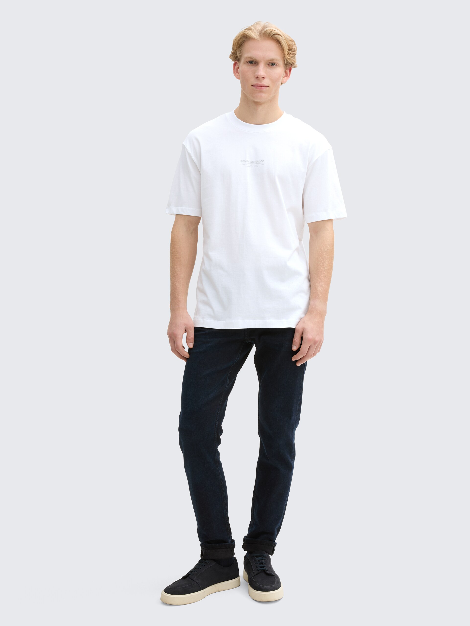 Relaxed Fit T-Shirt aus Baumwolle - White - Model-Vorderansicht
