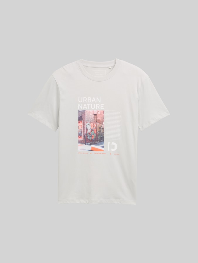 T-Shirt mit Foto-Print von Denim Male, Chalk Grey