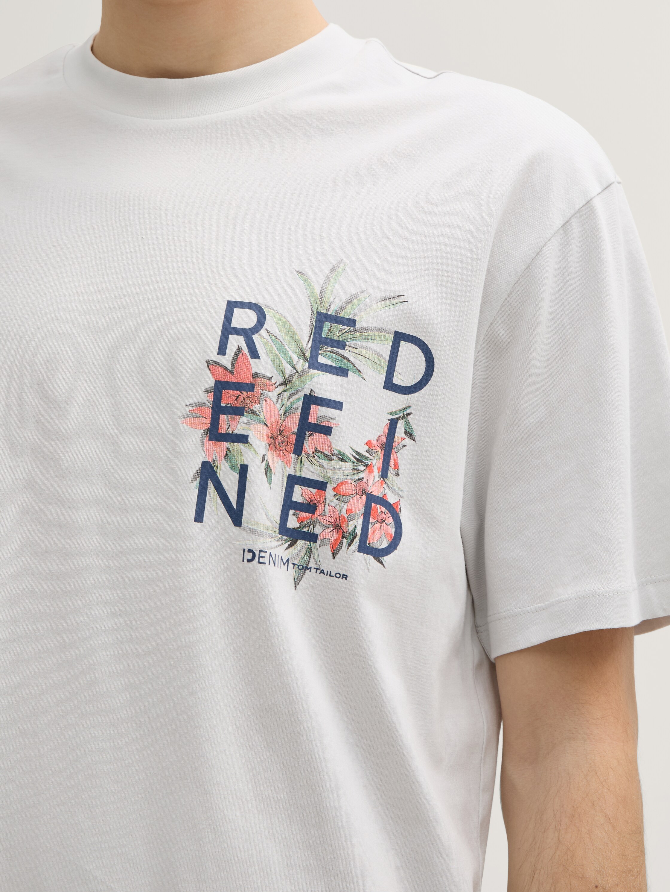 Relaxed fit T-shirt with back print - chalk_grey - 