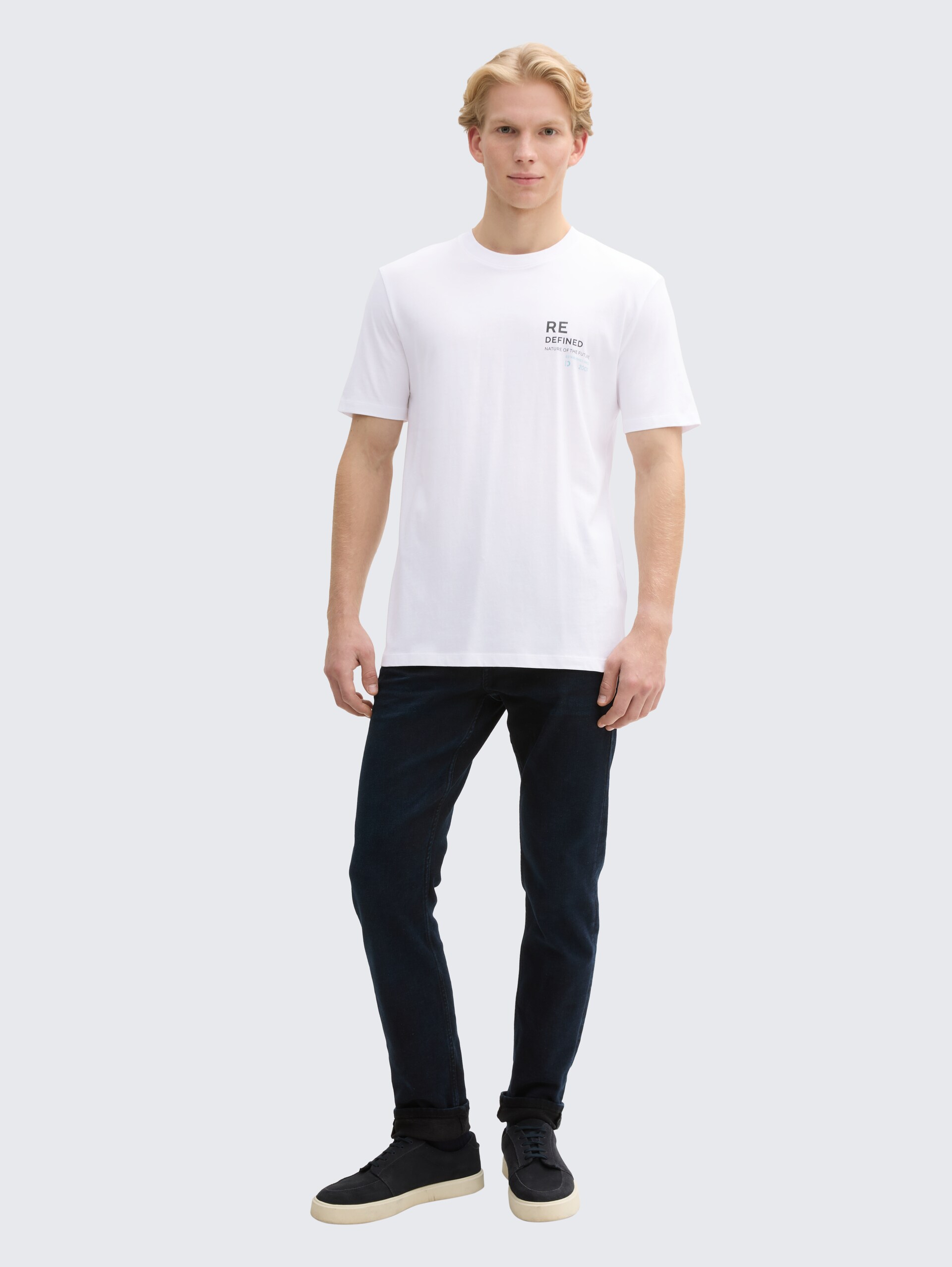T-Shirt mit Print - White - Model-Vorderansicht