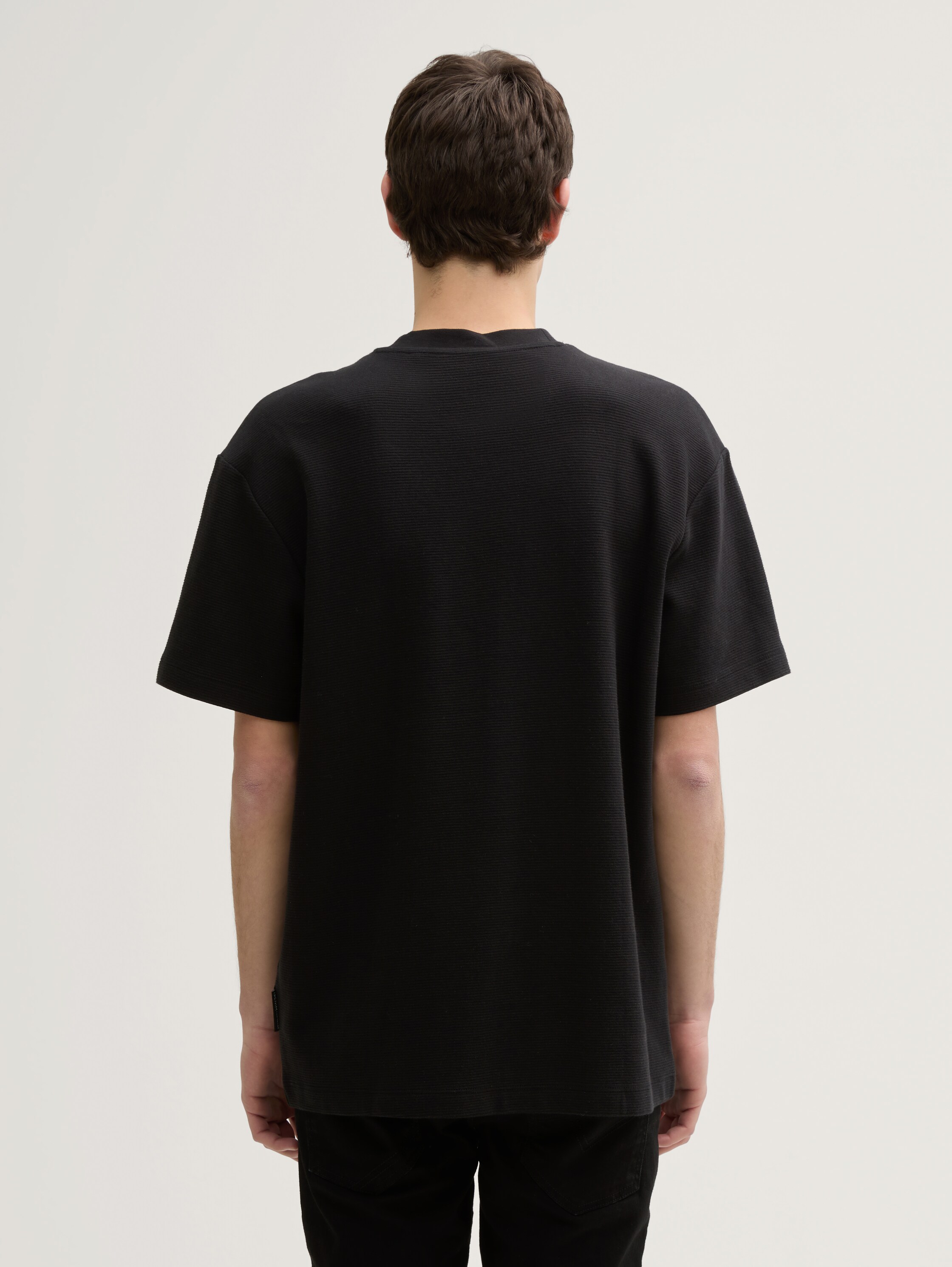 Relaxed Fit T-Shirt aus Baumwolle - black - 