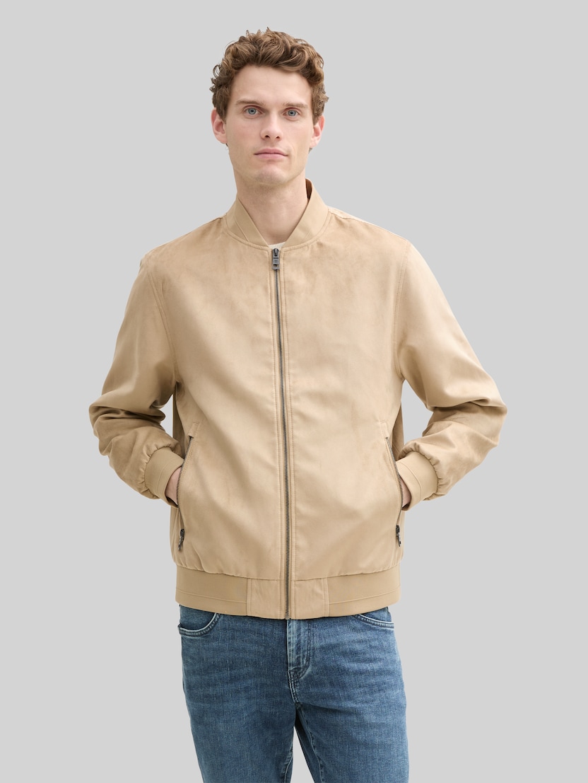 Bomberjacke in Wildleder-Optik von Men, Cement Beige