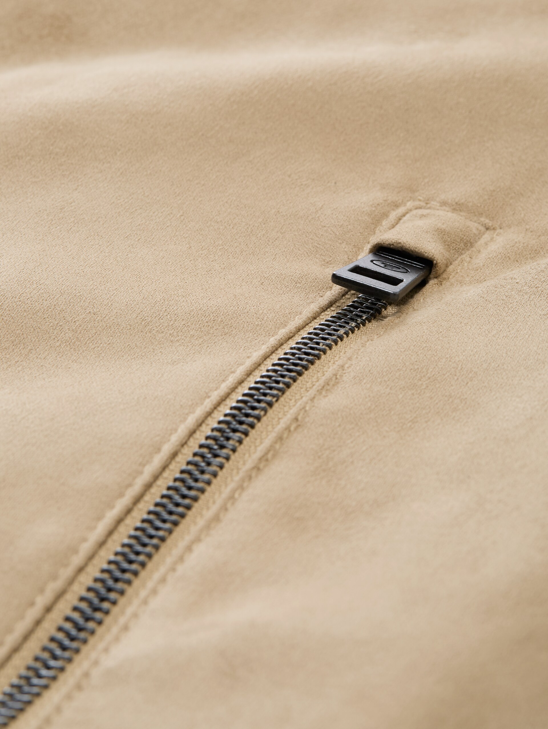 Bomberjacke in Wildleder-Optik - Cement Beige - Produkt-Detail-Ansicht