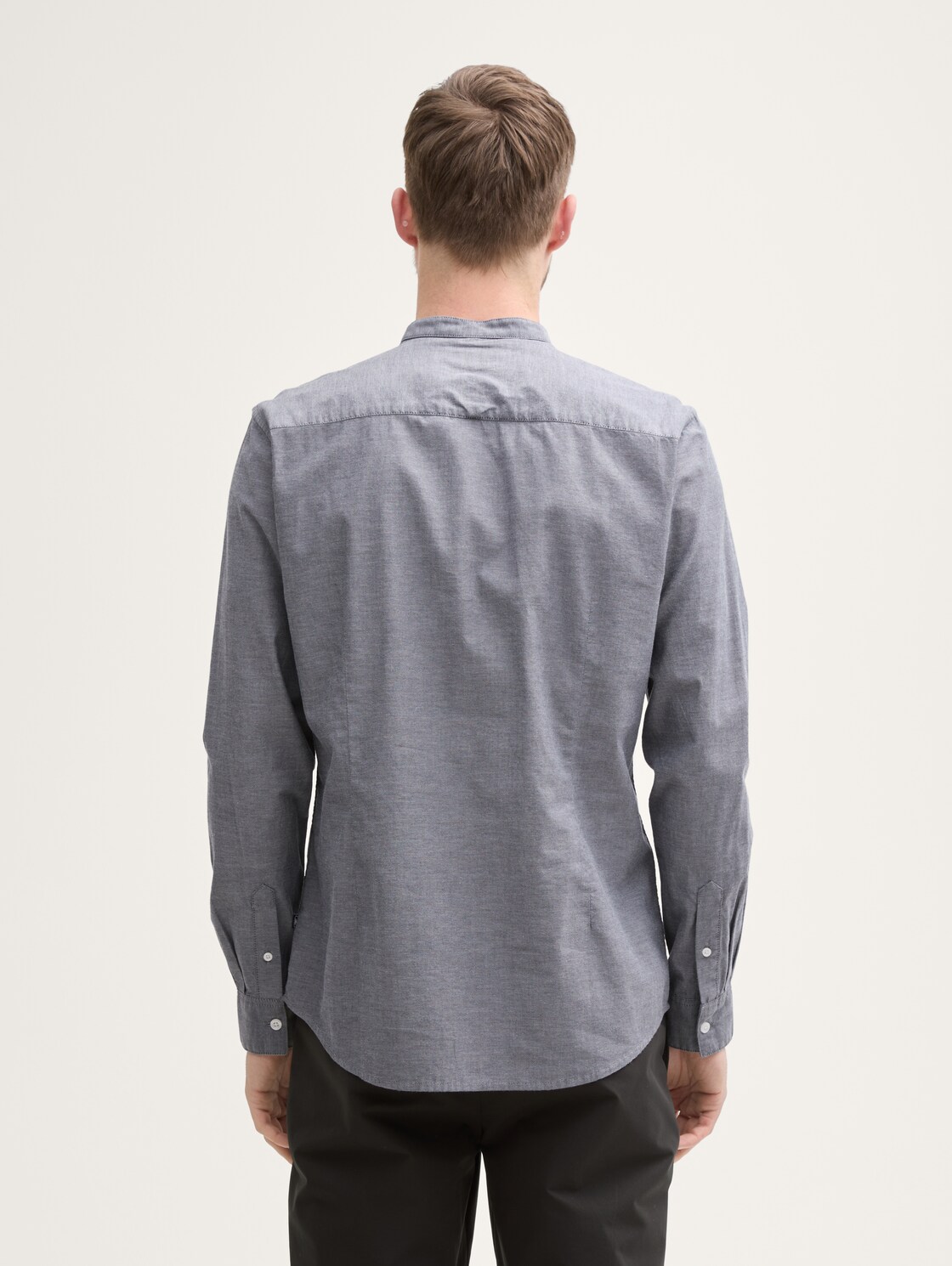 Fitted Oxford Hemd mit Brusttasche - navy chambray - Auschnitt Model-Rückansicht