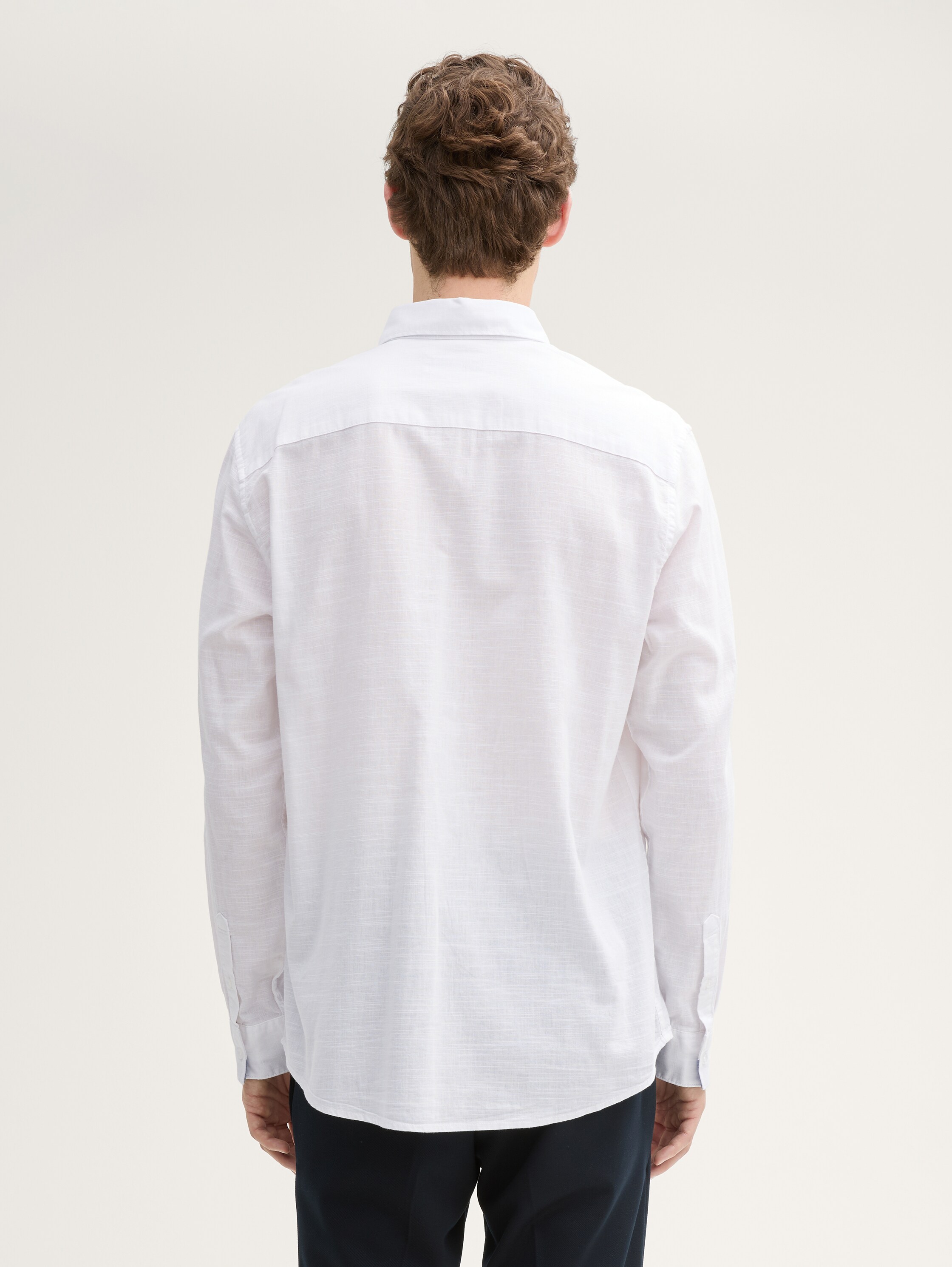 Regular Fit Hemd mit Logo-Stickerei - white - 