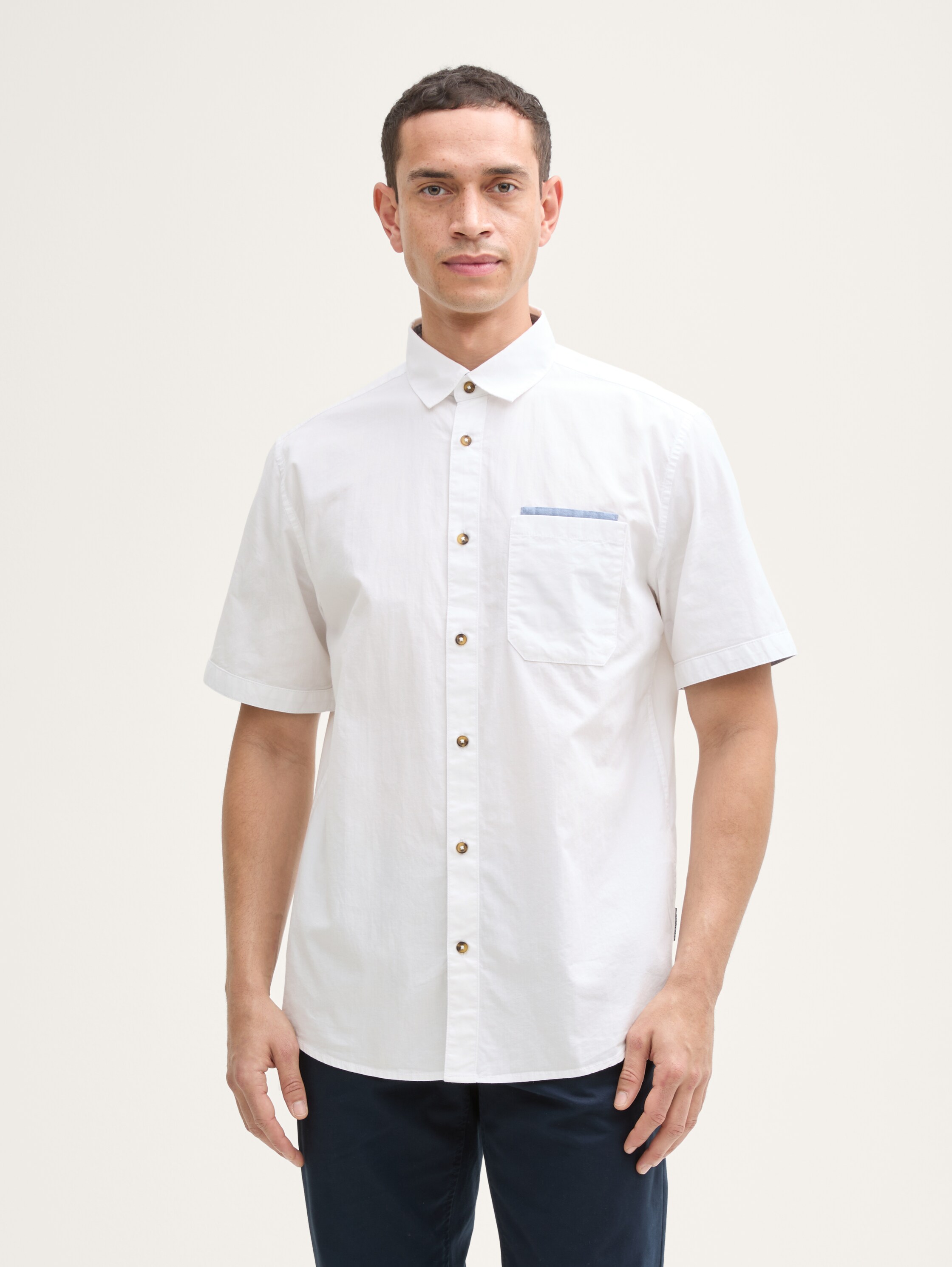 Regular Fit Kurzarmhemd mit Brusttasche - white - 