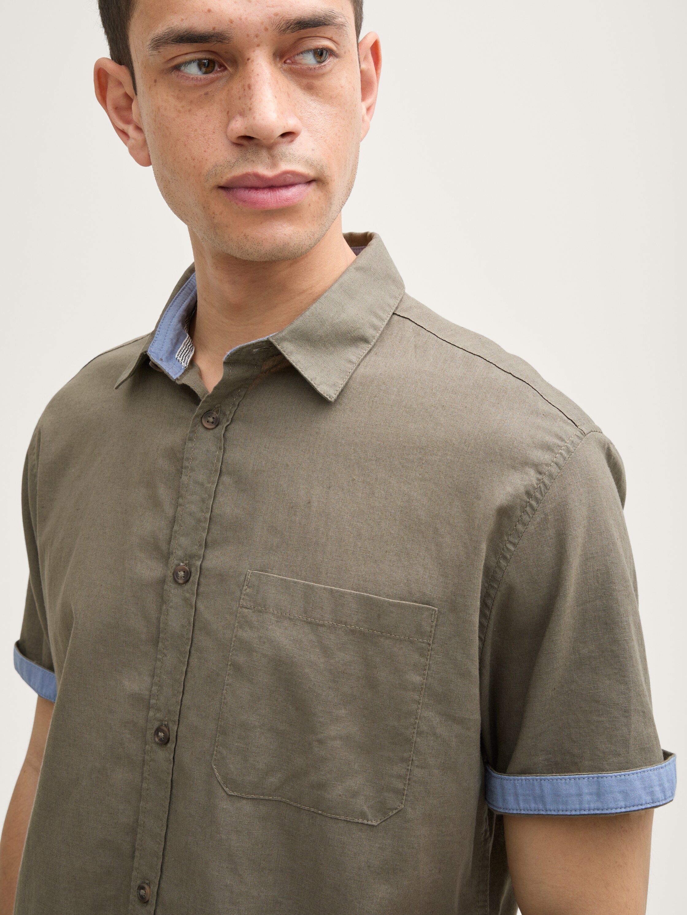 Regular Fit Kurzarmhemd mit Leinenanteil - smokey_olive_green - 