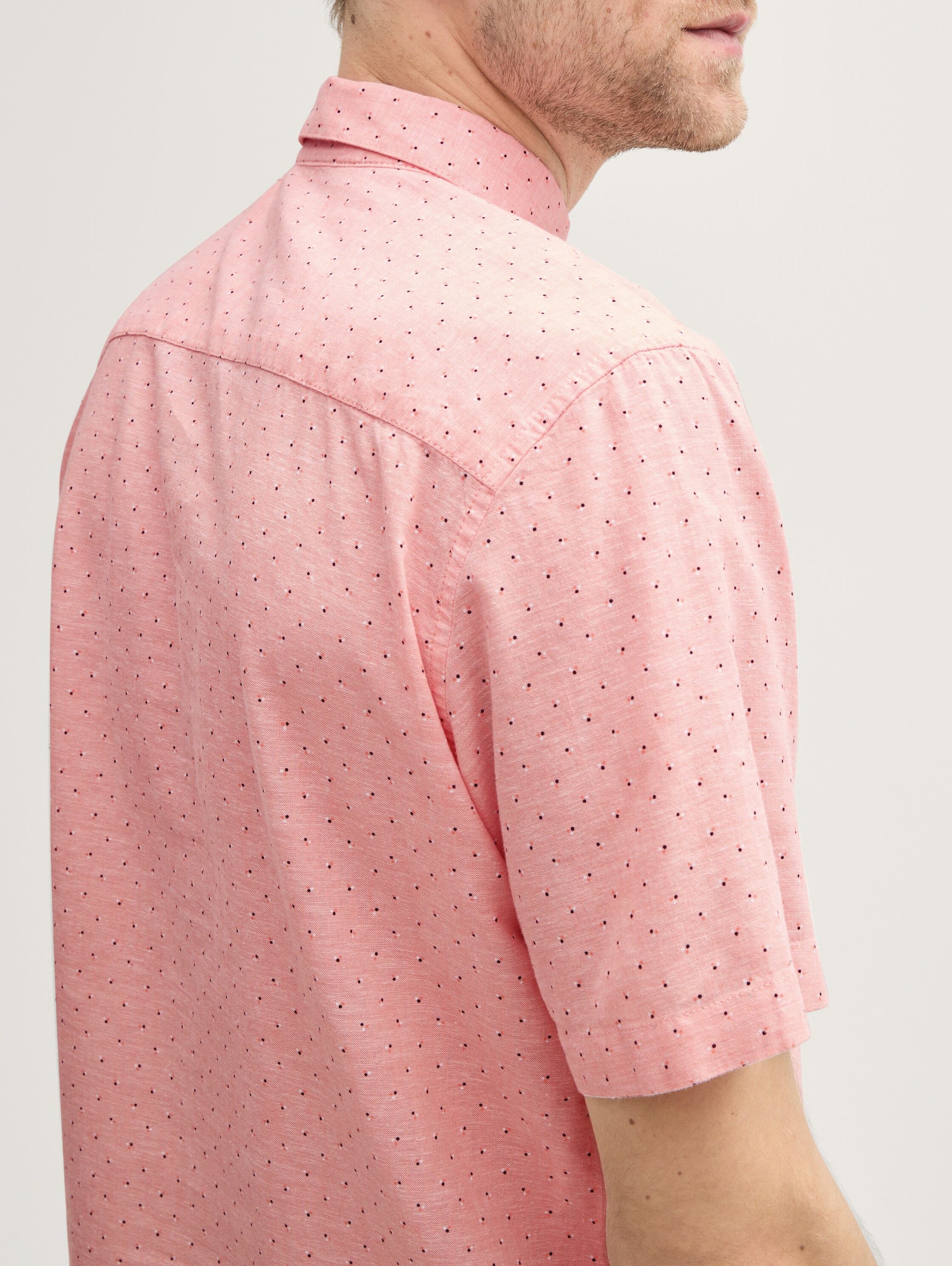 Regular Fit Kurzarmhemd mit Leinenanteil im Pünktchen-Muster - coral_dot_design - 