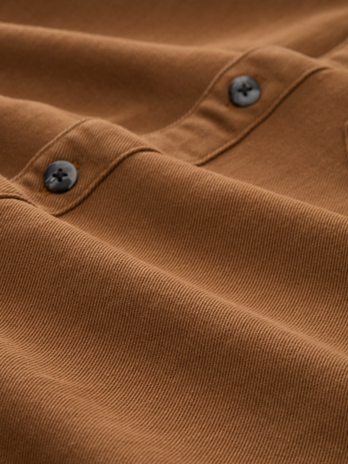 Relaxed Fit Hemd mit Brusttasche - Golden Clay - Material-Ansicht