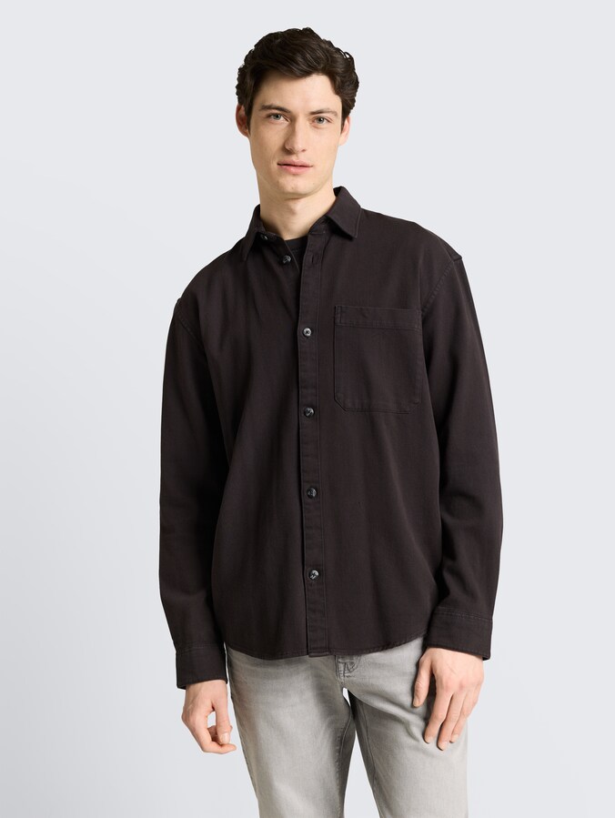 Relaxed Fit Hemd mit Brusttasche von Denim Male, coal grey