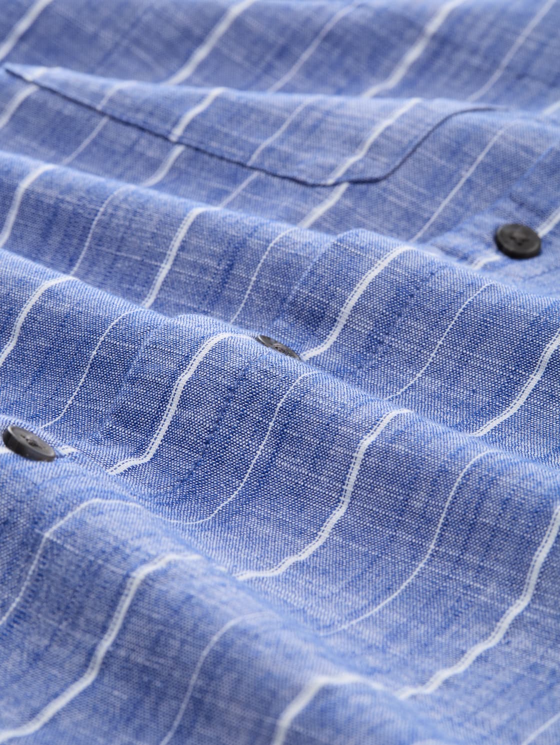 Relaxed Fit Hemd mit Leinenanteil - royale blue stripe - Material-Ansicht