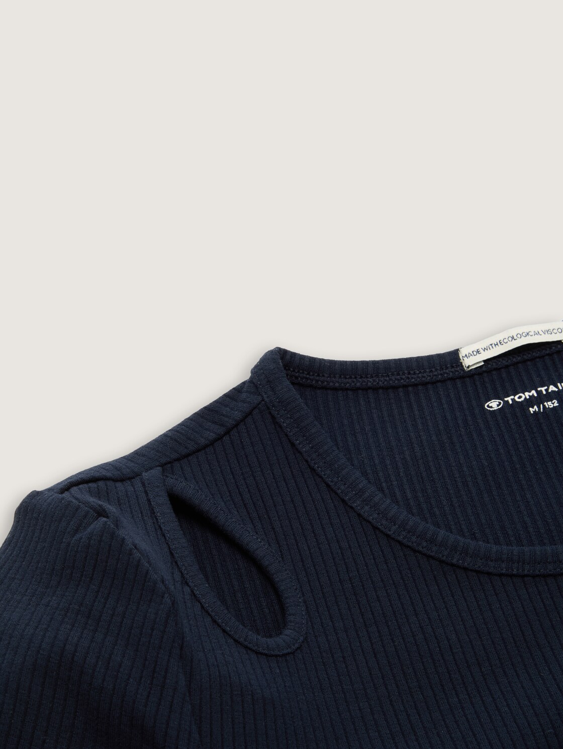 Ripp T-Shirt mit Cut-Outs - sky captain blue - Detail-Model-Ansicht