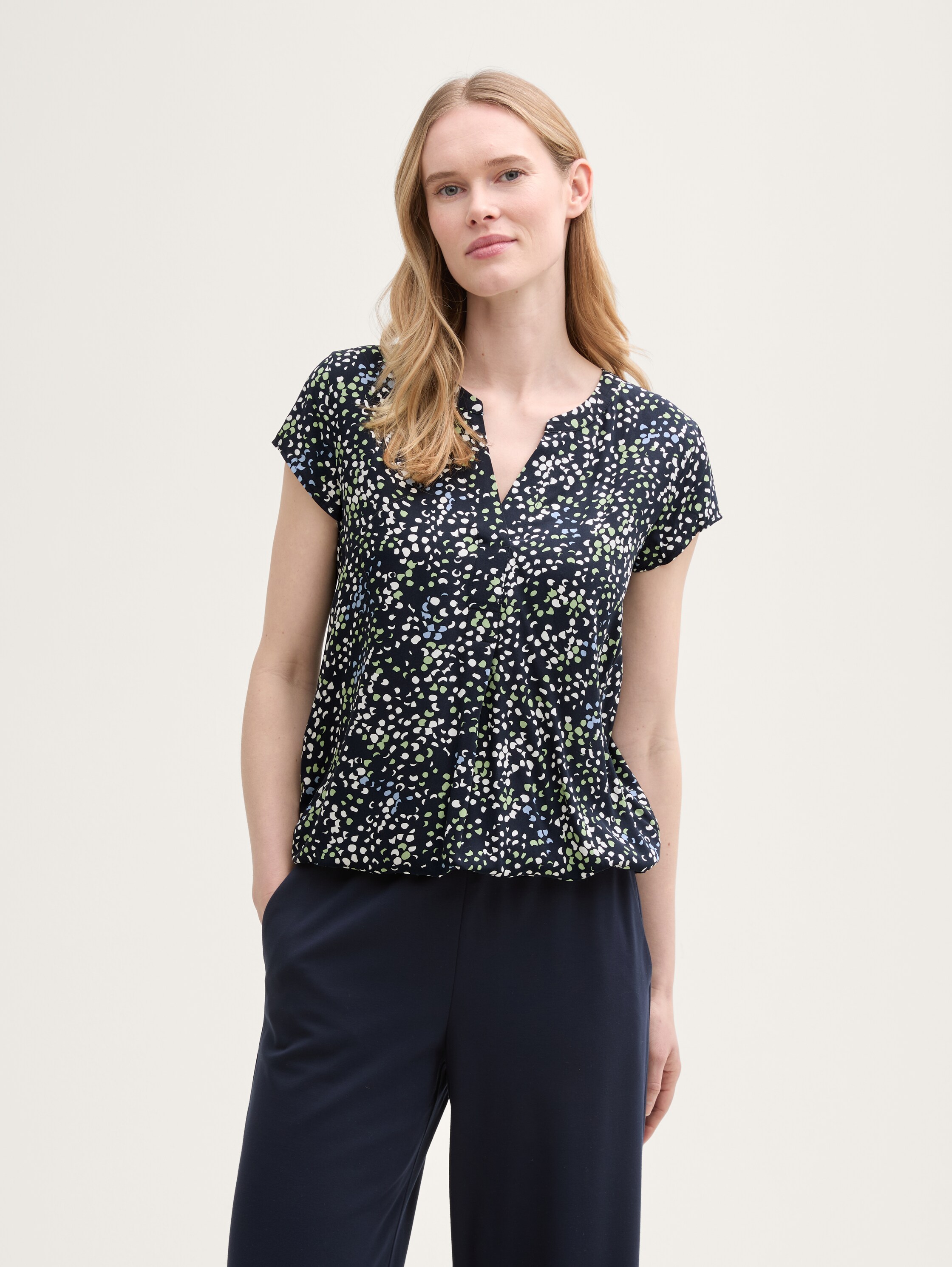 Bluse mit Muster - multicolor_navy_dot_structure - 