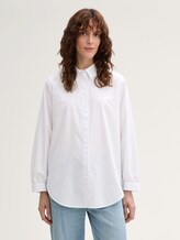 Chemisier Loose Fit - White - Découpe Vue de face du modèle