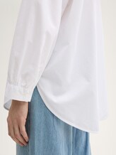 Chemisier Loose Fit - White - Vue détaillée du modèle