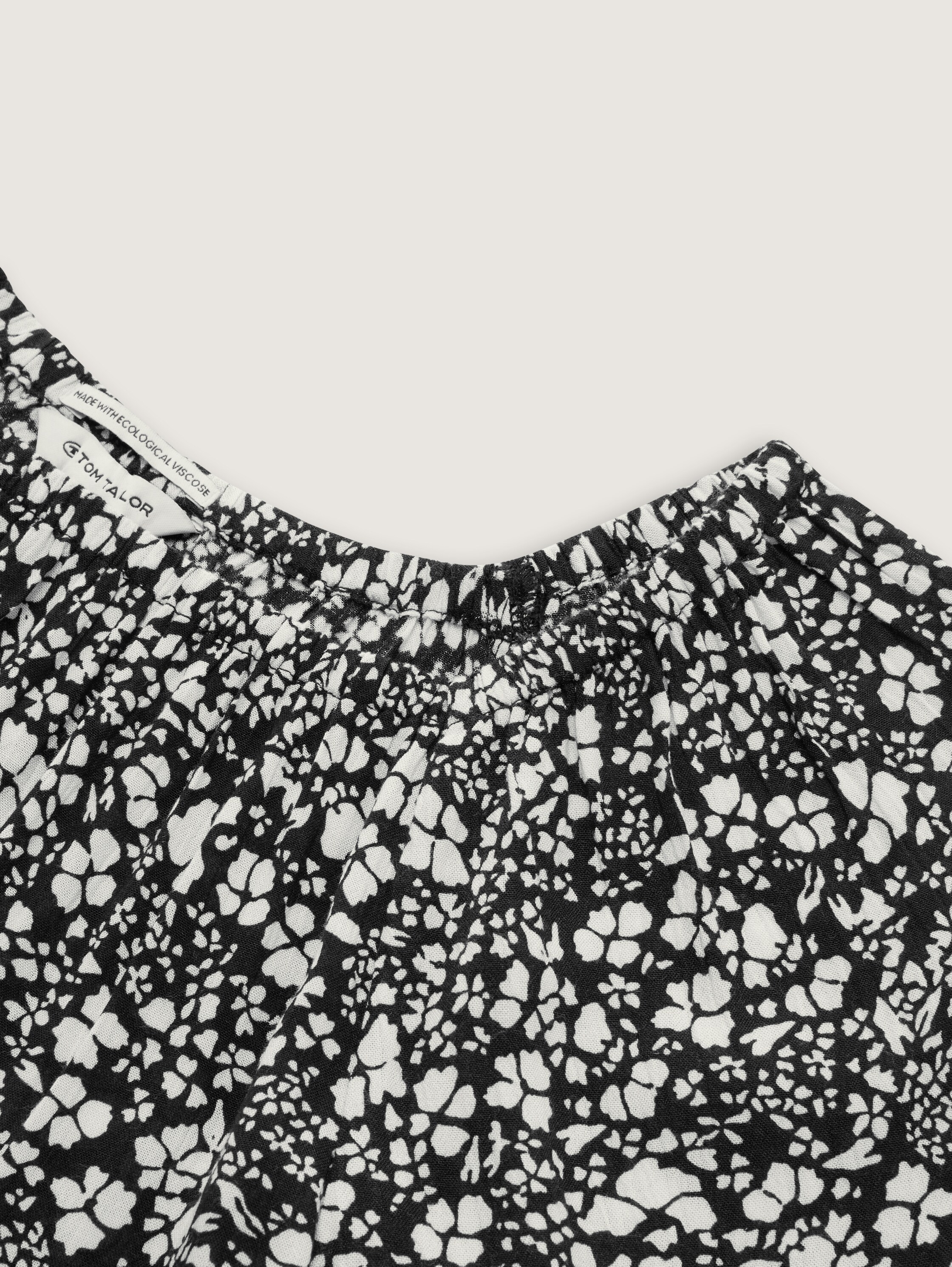 Mini-Kleid mit Blumenmuster - white_and_black_floral_design - 