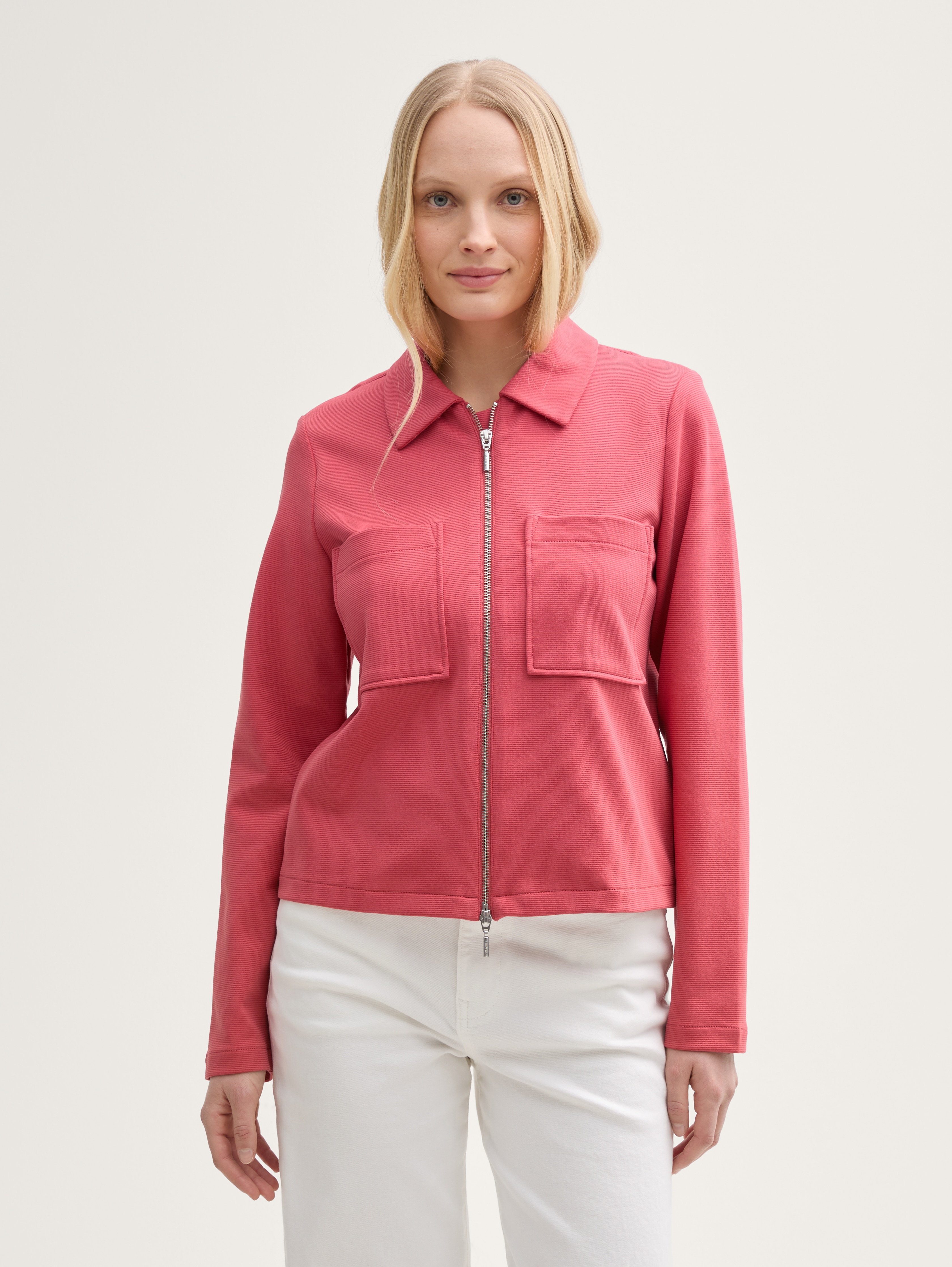 Jacke mit Brusttaschen von Women, Berry Red