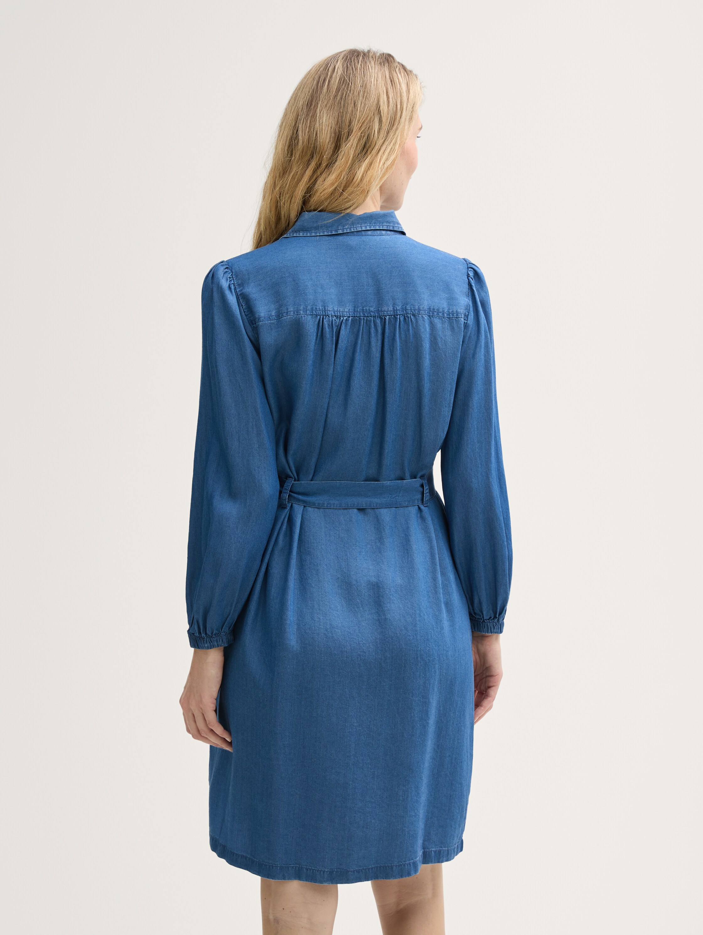 Blusenkleid mit Gürtel - 3
