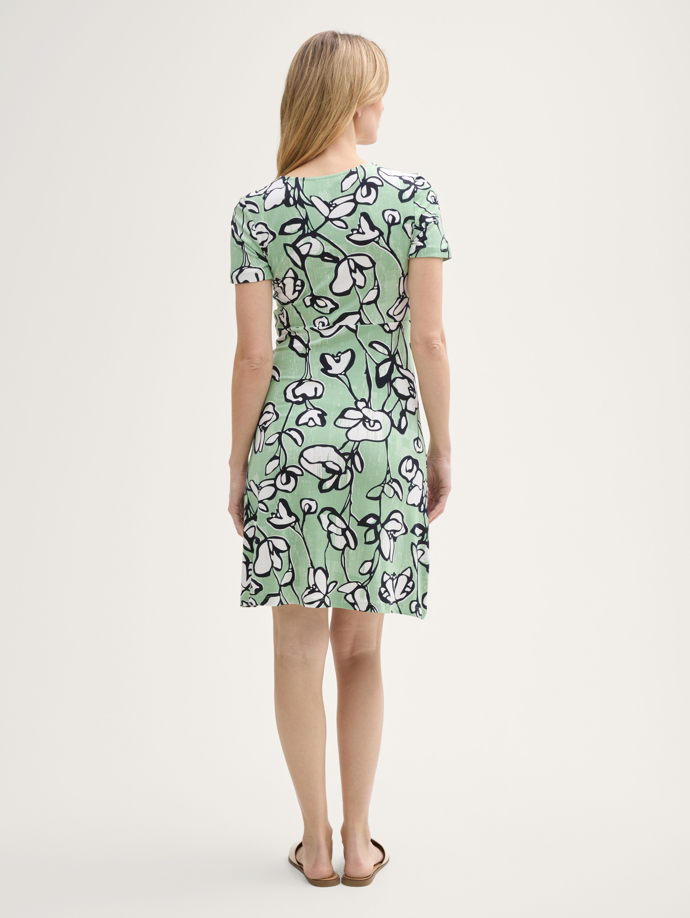 Kleid mit Raffungen - 2