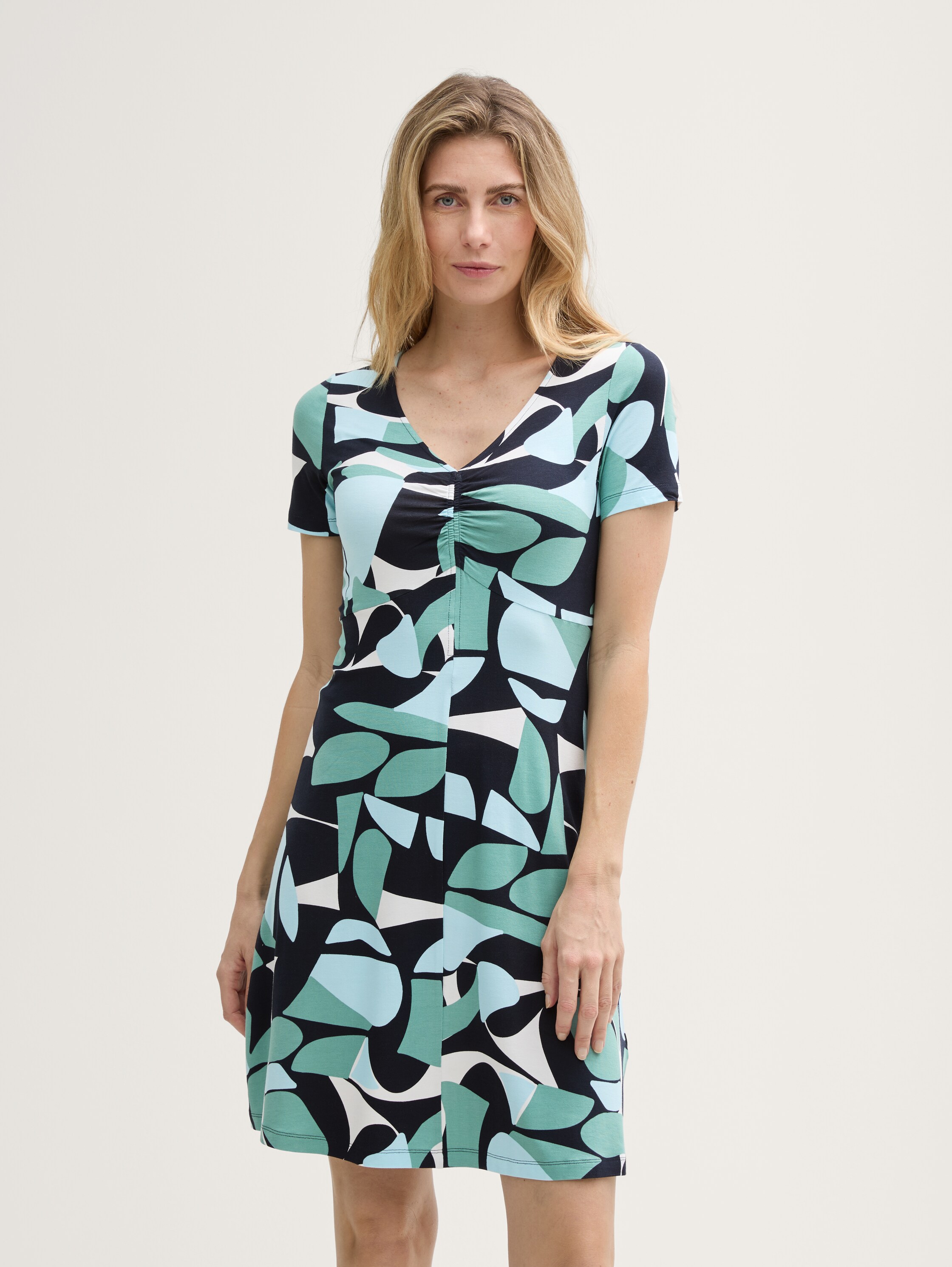 Kleid mit Raffungen - 1