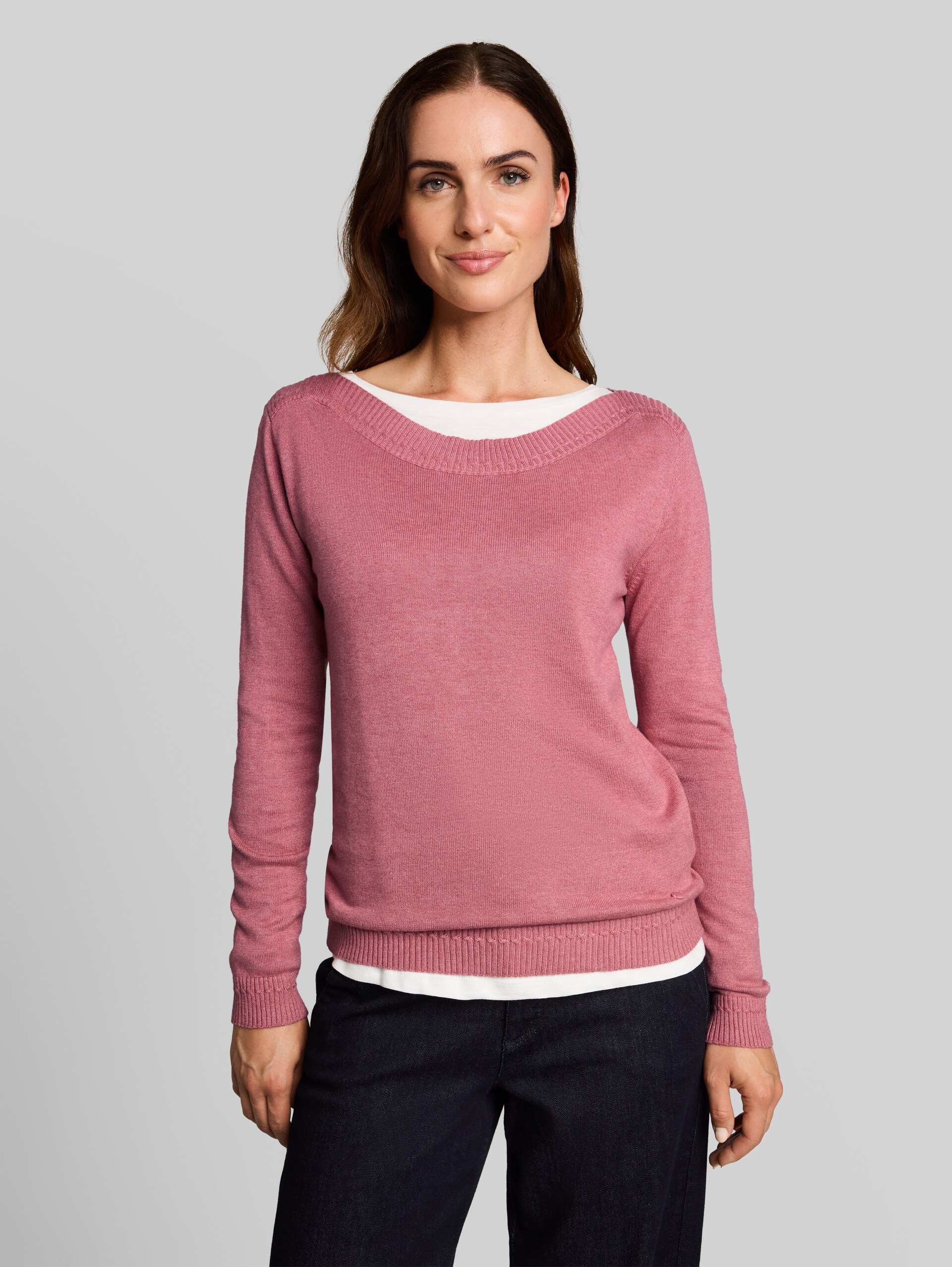 Strickpullover mit U-Boot-Ausschnitt - dusty rose pink melange - Ausschnitt Model-Vorderansicht