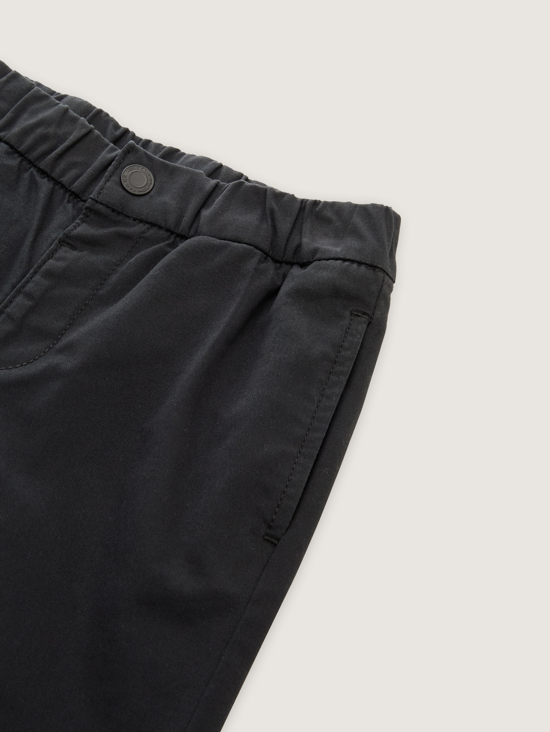 Chino Hose - heavy black - Detail-Model-Ansicht