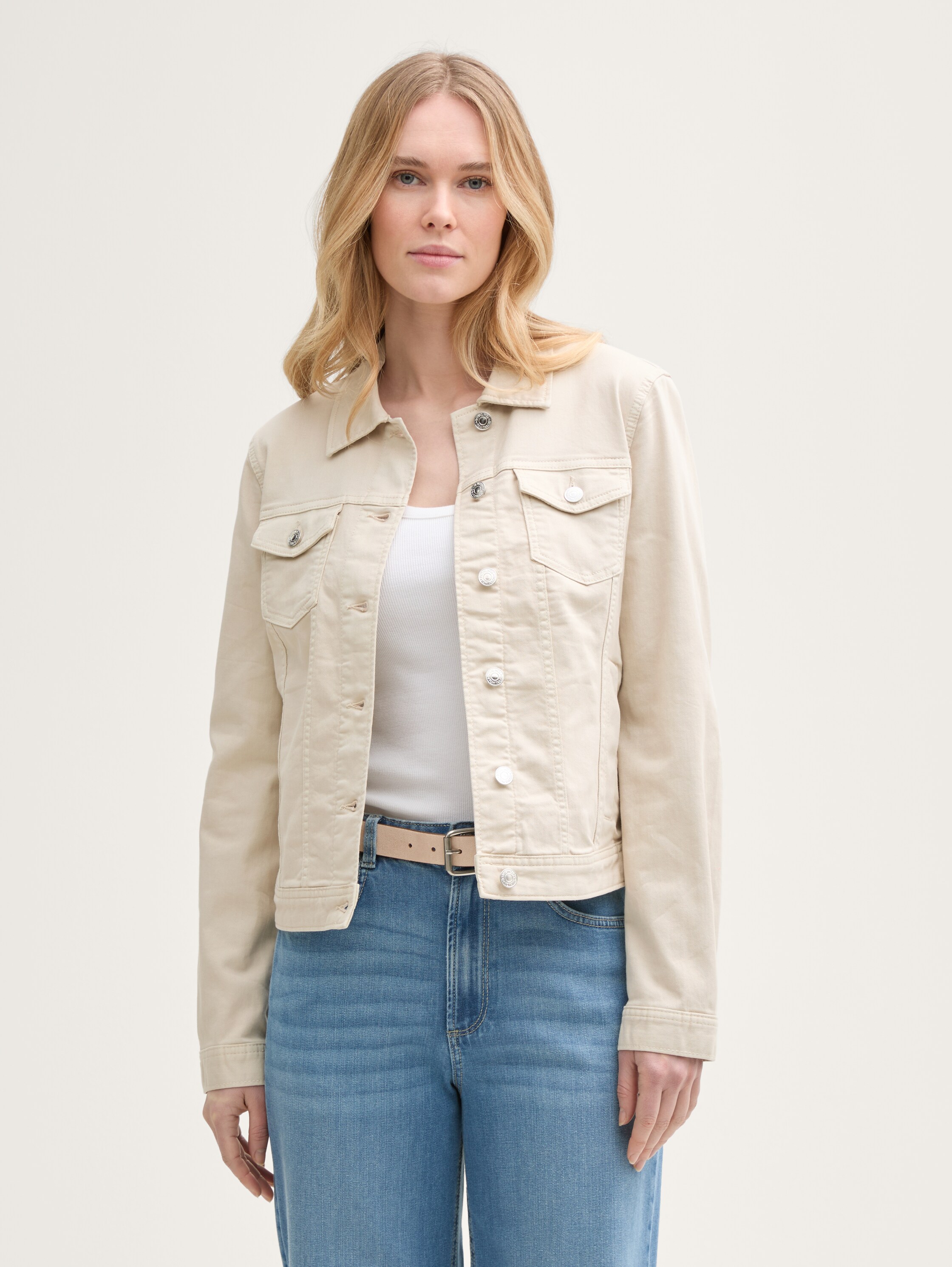 Jeansjacke mit Eingriffstaschen - 2