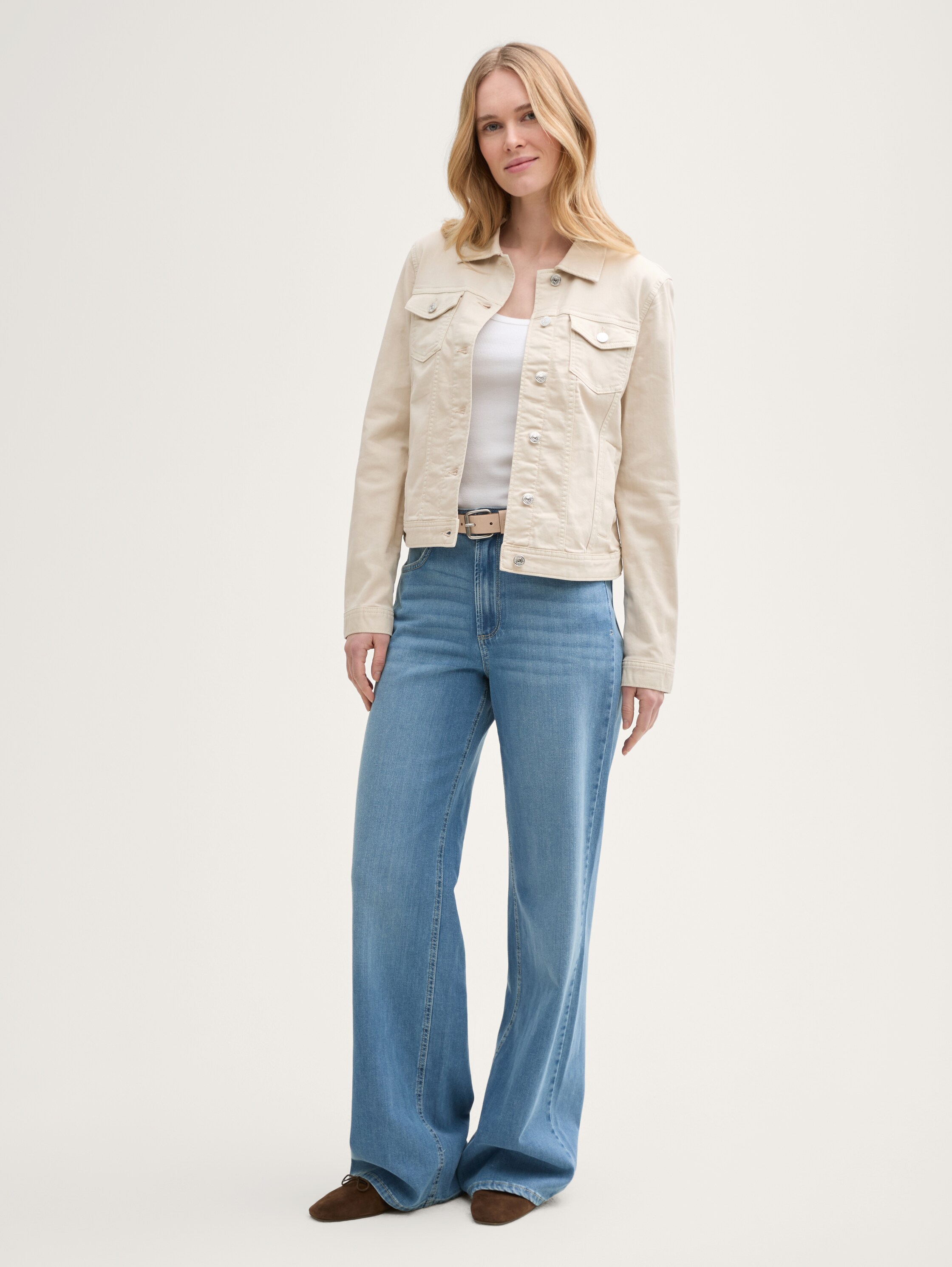 Jeansjacke mit Eingriffstaschen - 1
