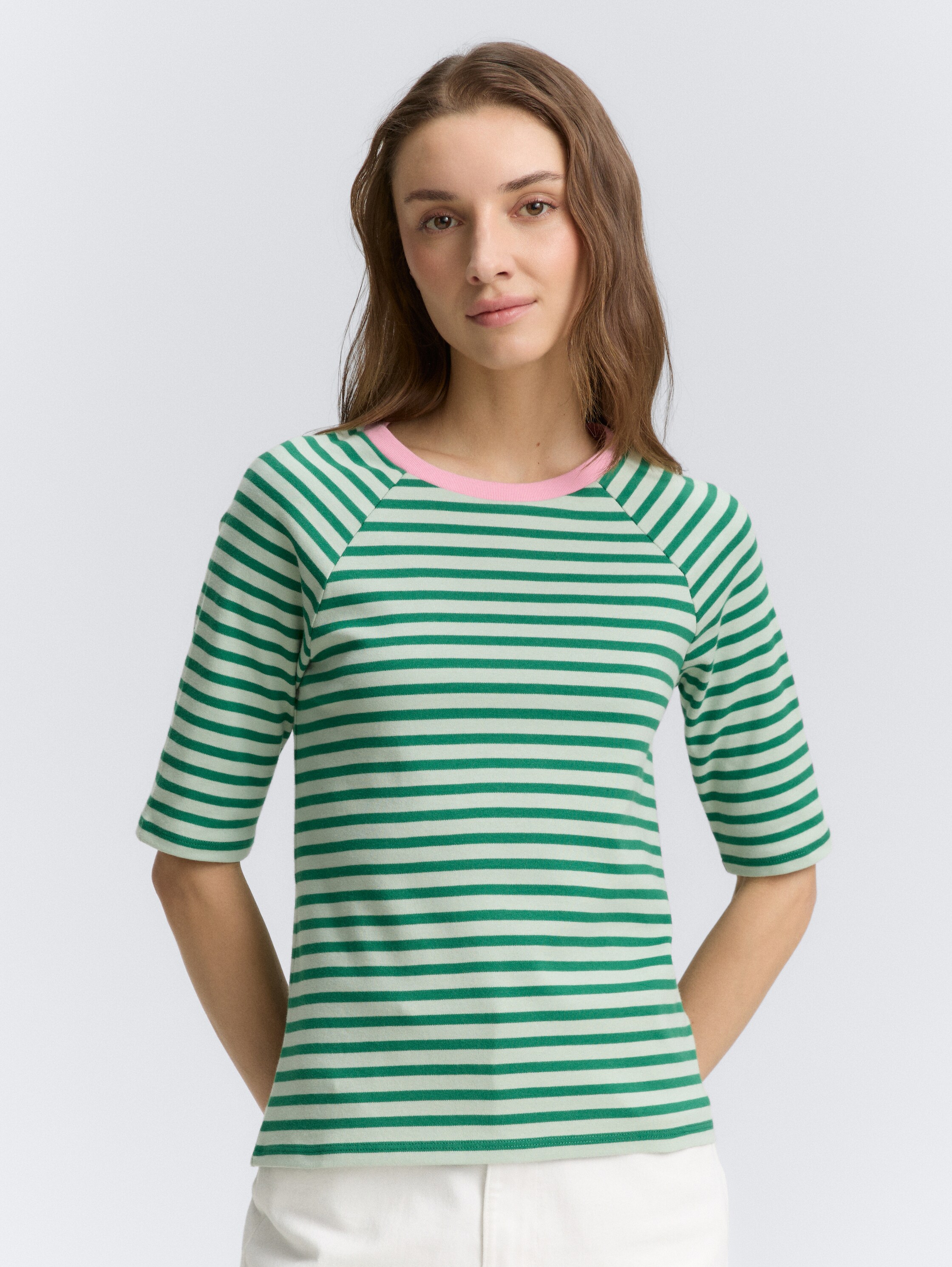 T-Shirt mit Streifenmuster - tonal_green_stripe - 