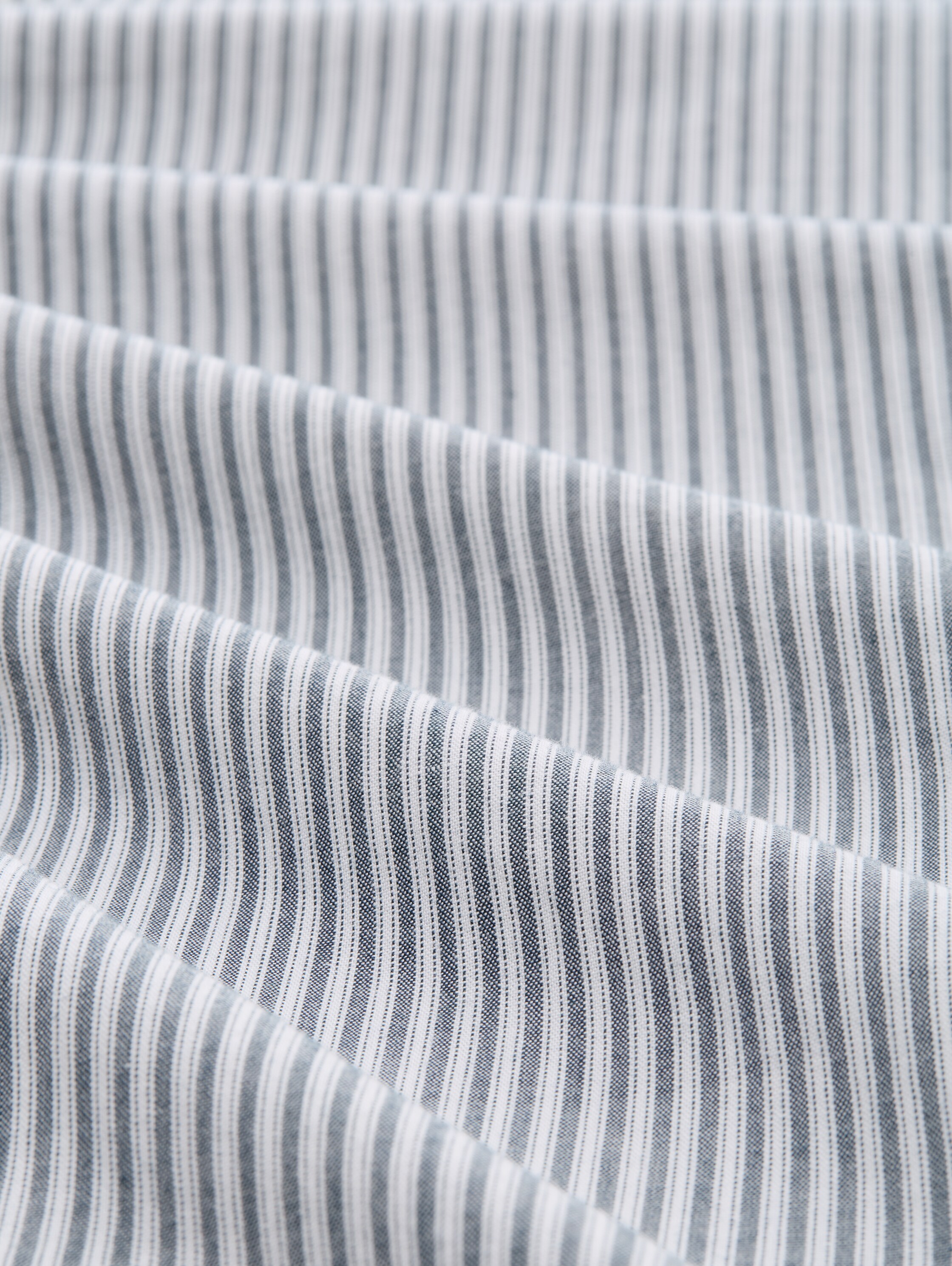 Tapered relaxed trousers - navy_irregular_woven_stripe - 