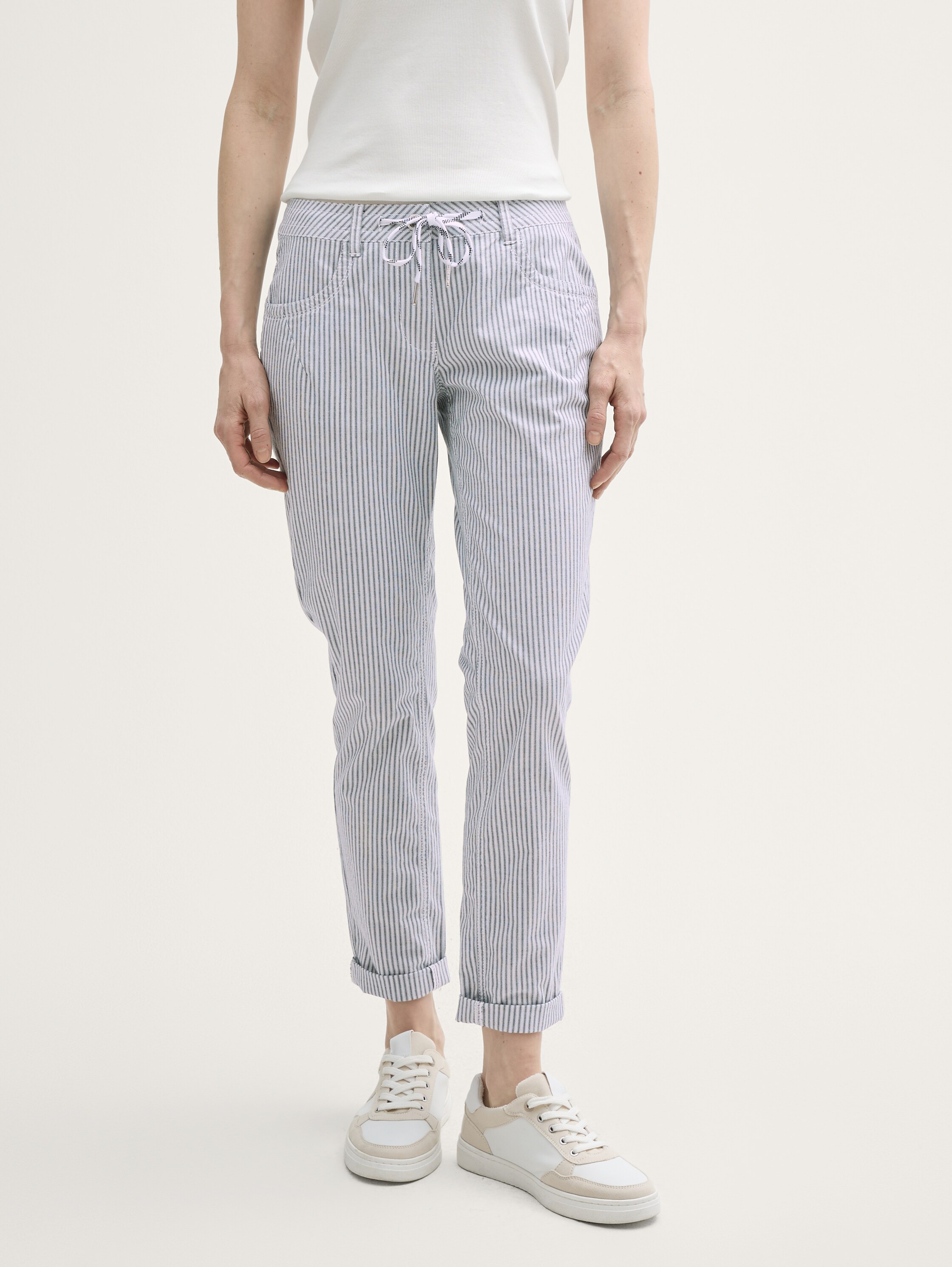 Tapered relaxed trousers - navy_irregular_woven_stripe - 