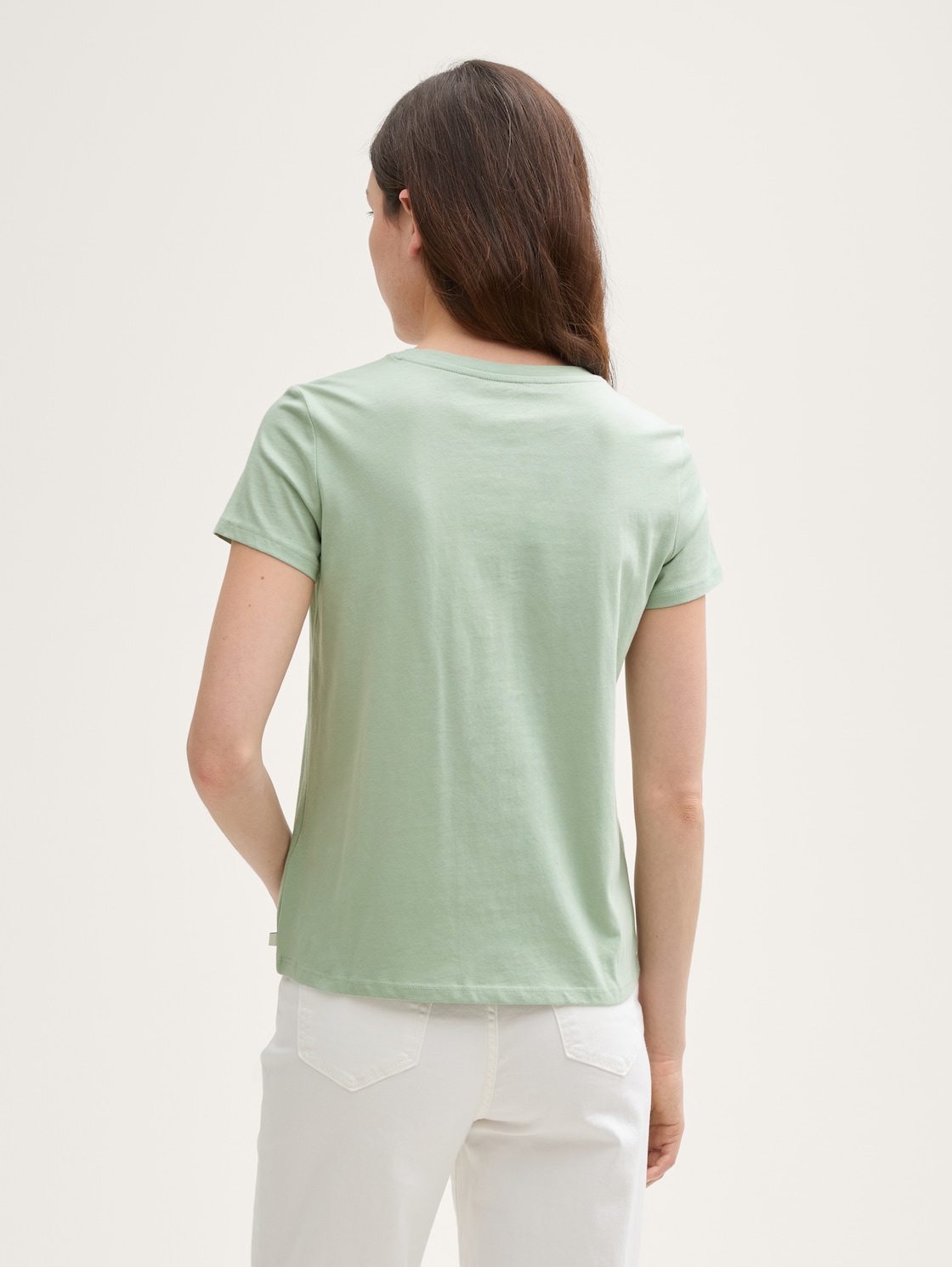 T-Shirt mit Print - Fresh Mint Green - Auschnitt Model-Rückansicht