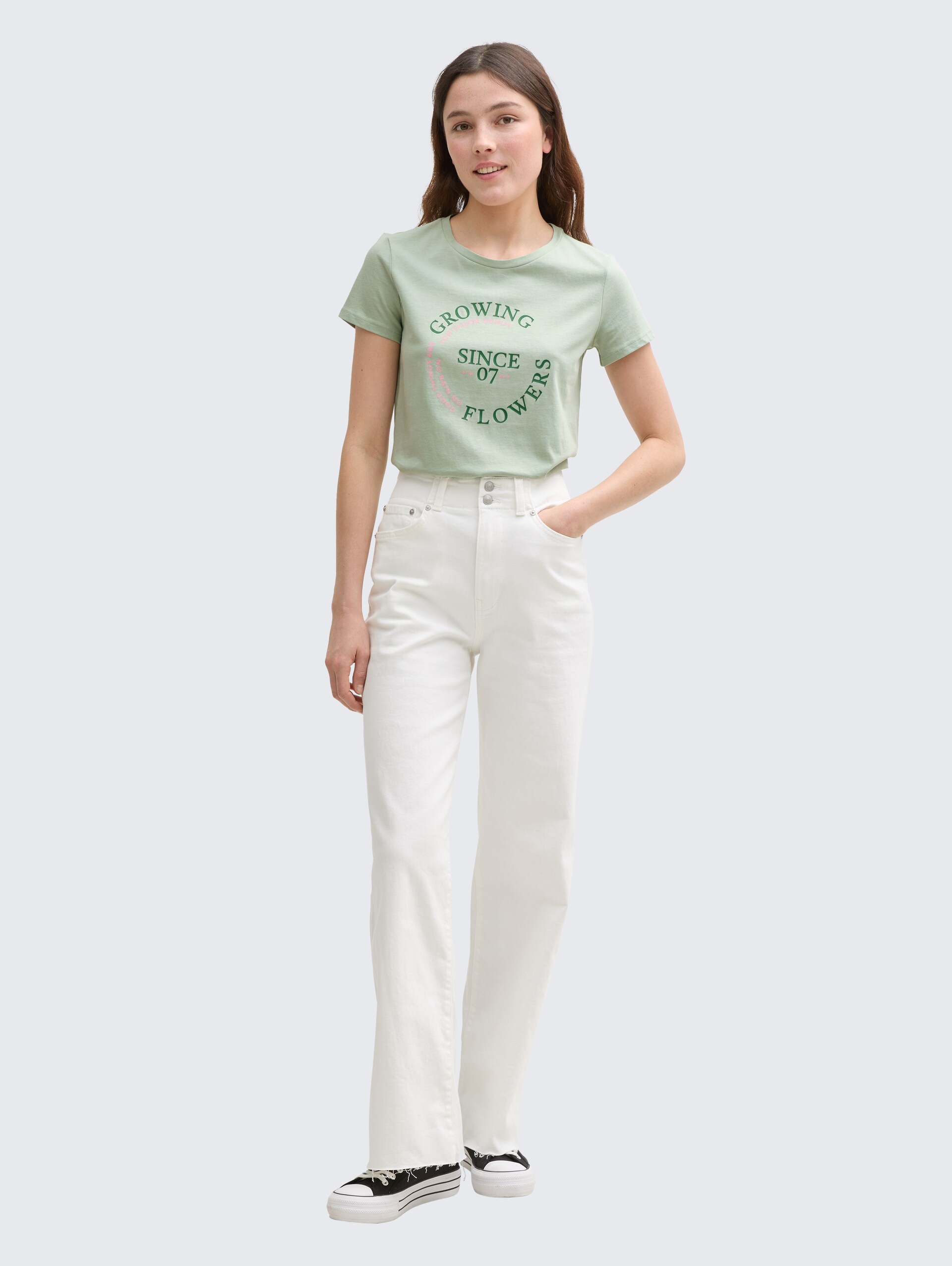 T-Shirt mit Print - Fresh Mint Green - Model-Vorderansicht