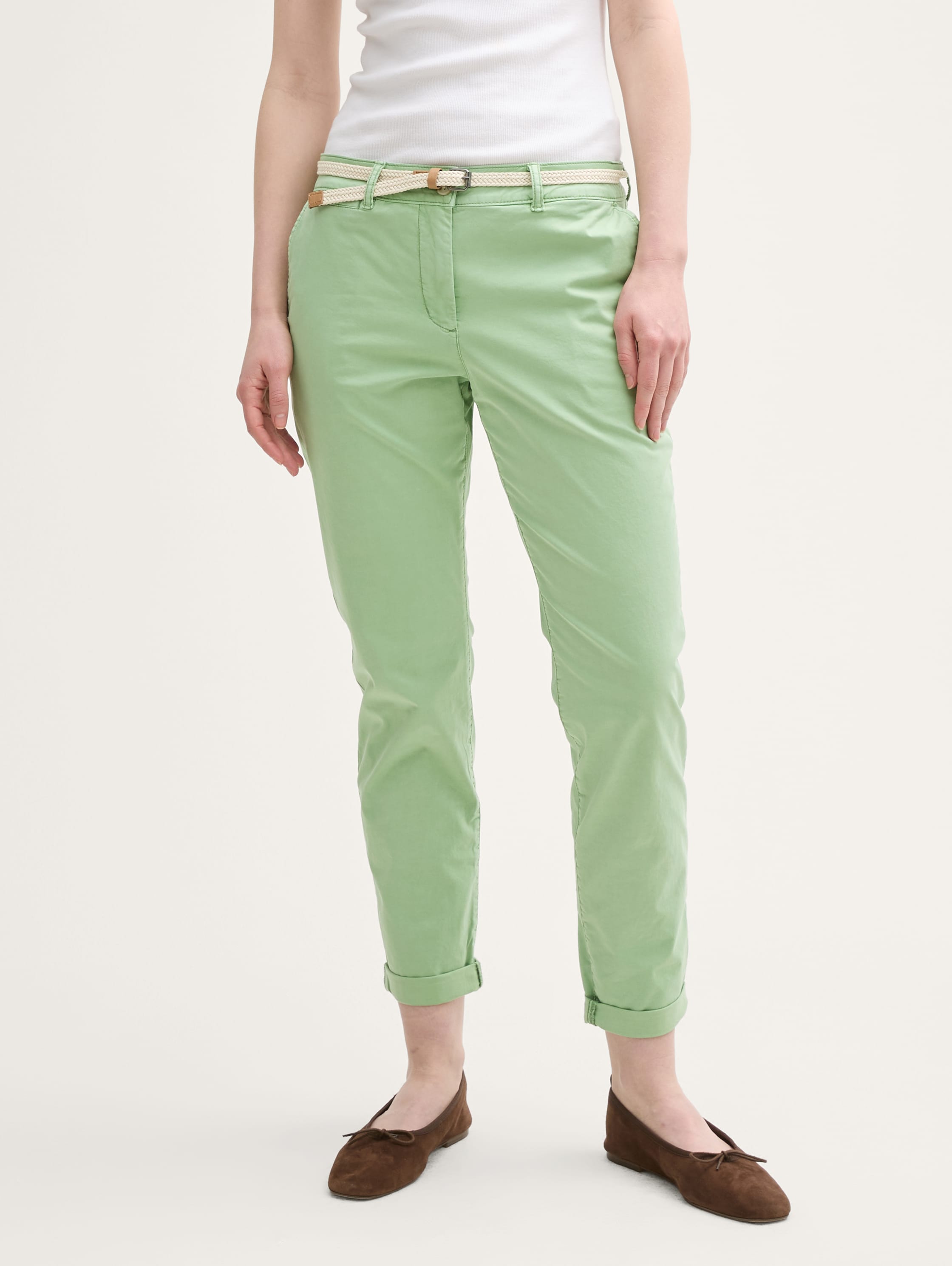 Slim Chino Hose mit Gürtel - true_green - 