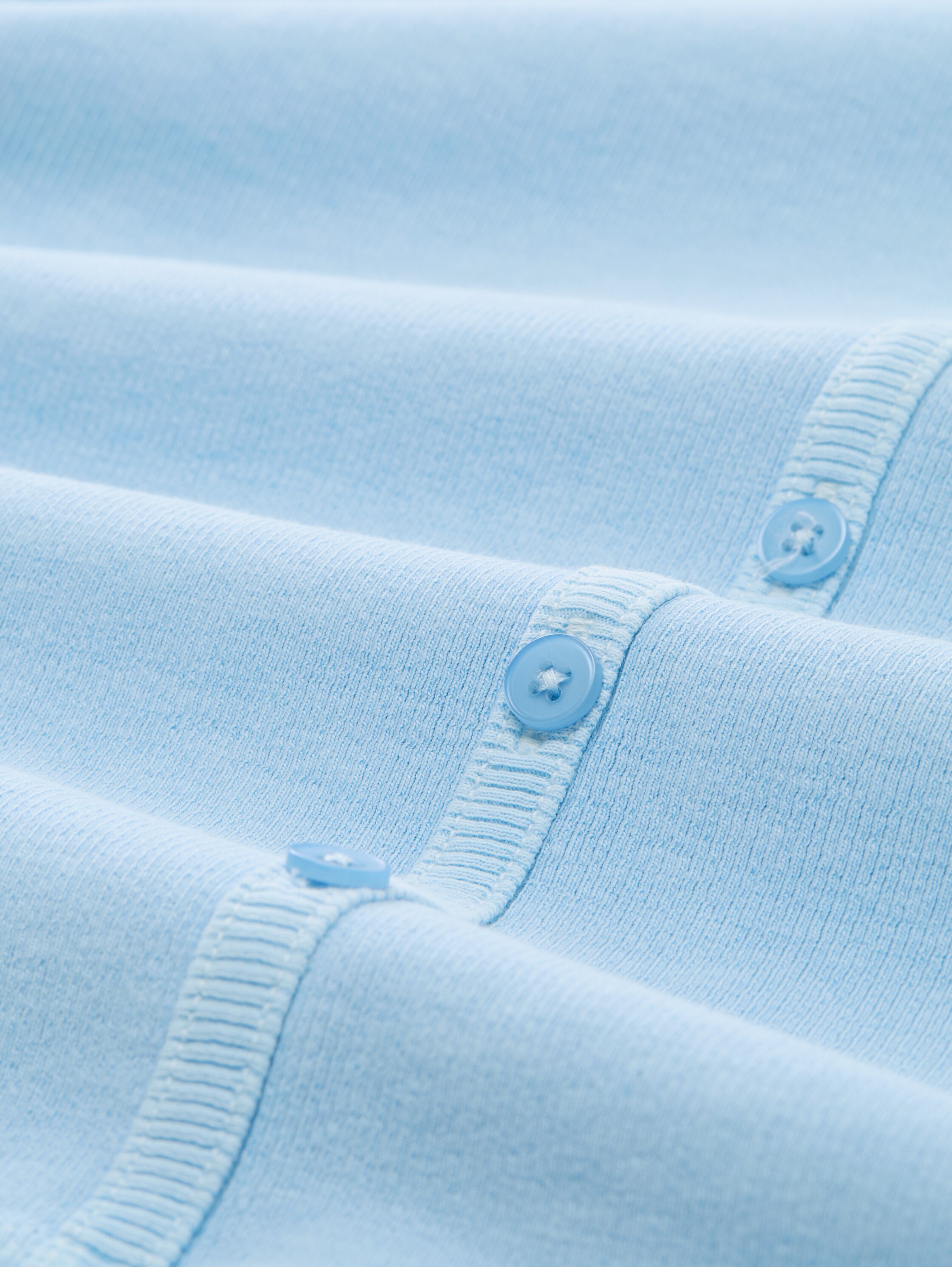 Langarmshirt mit Deko-Knopfleiste - dusty_sky_blue - 