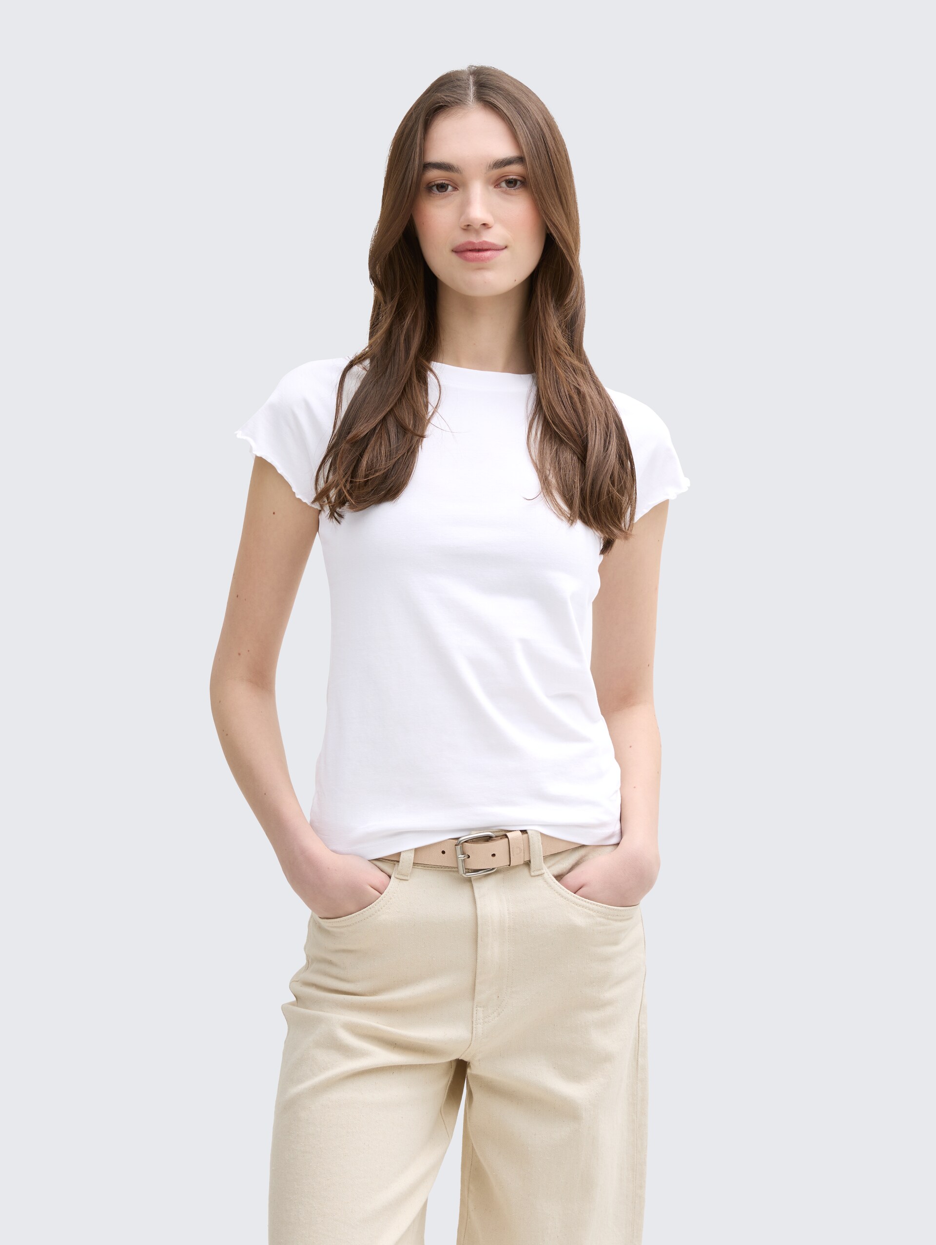 Slim Fit Raglan T-Shirt - White - Ausschnitt Model-Vorderansicht