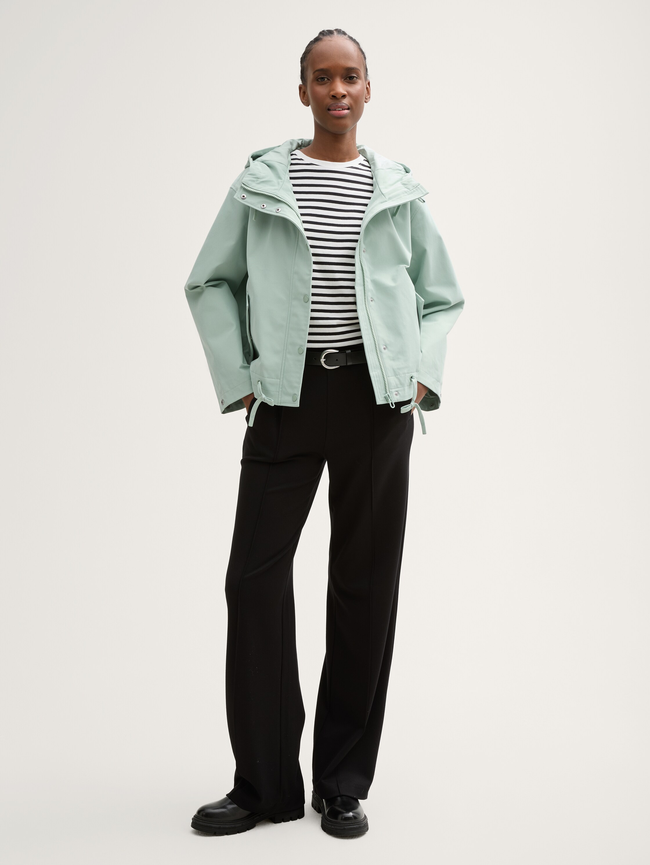Jacke mit Kapuze - 1