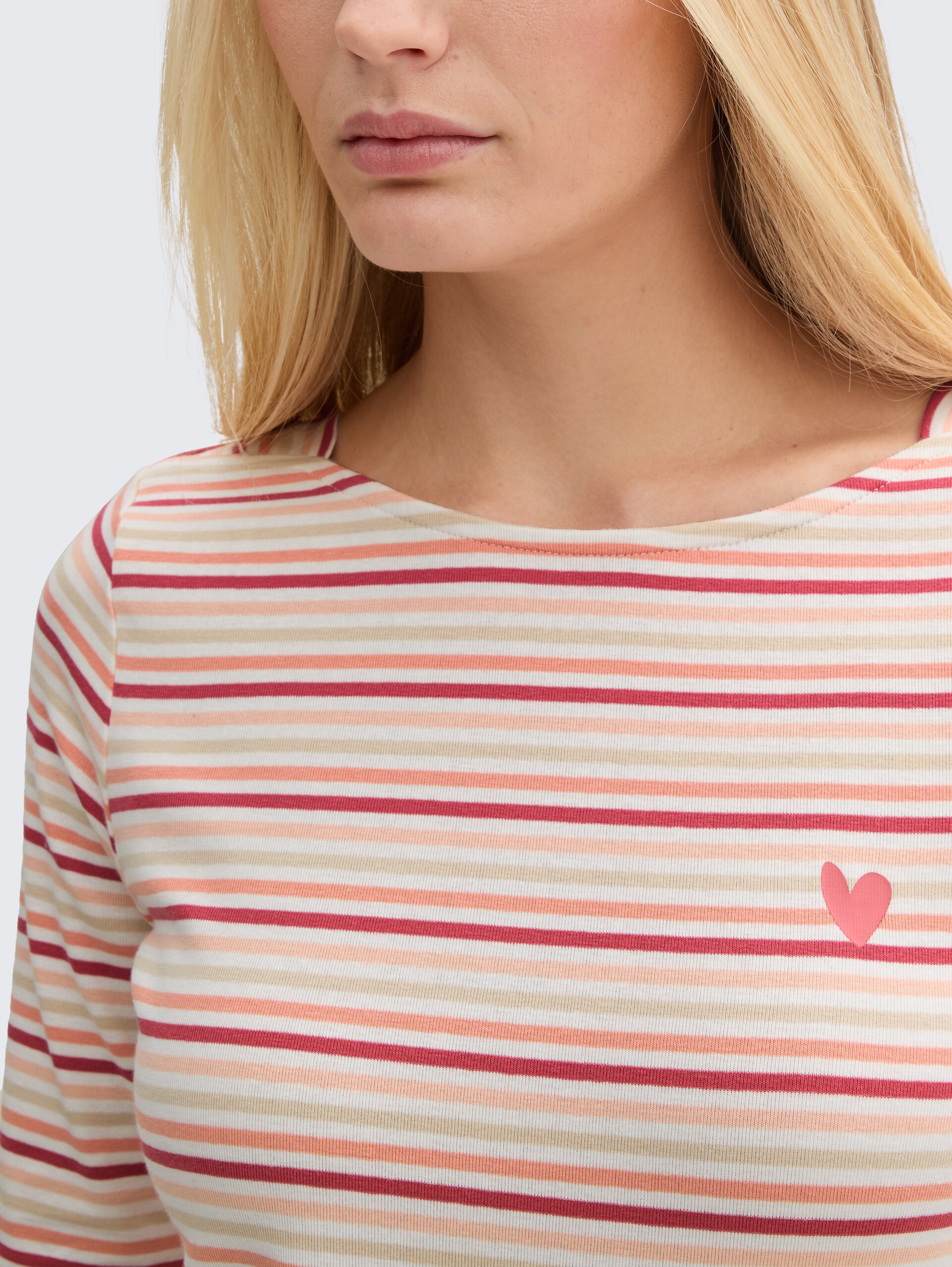 Langarmshirt mit Streifenmuster - multicolor regular stripe - Detail-Model-Ansicht