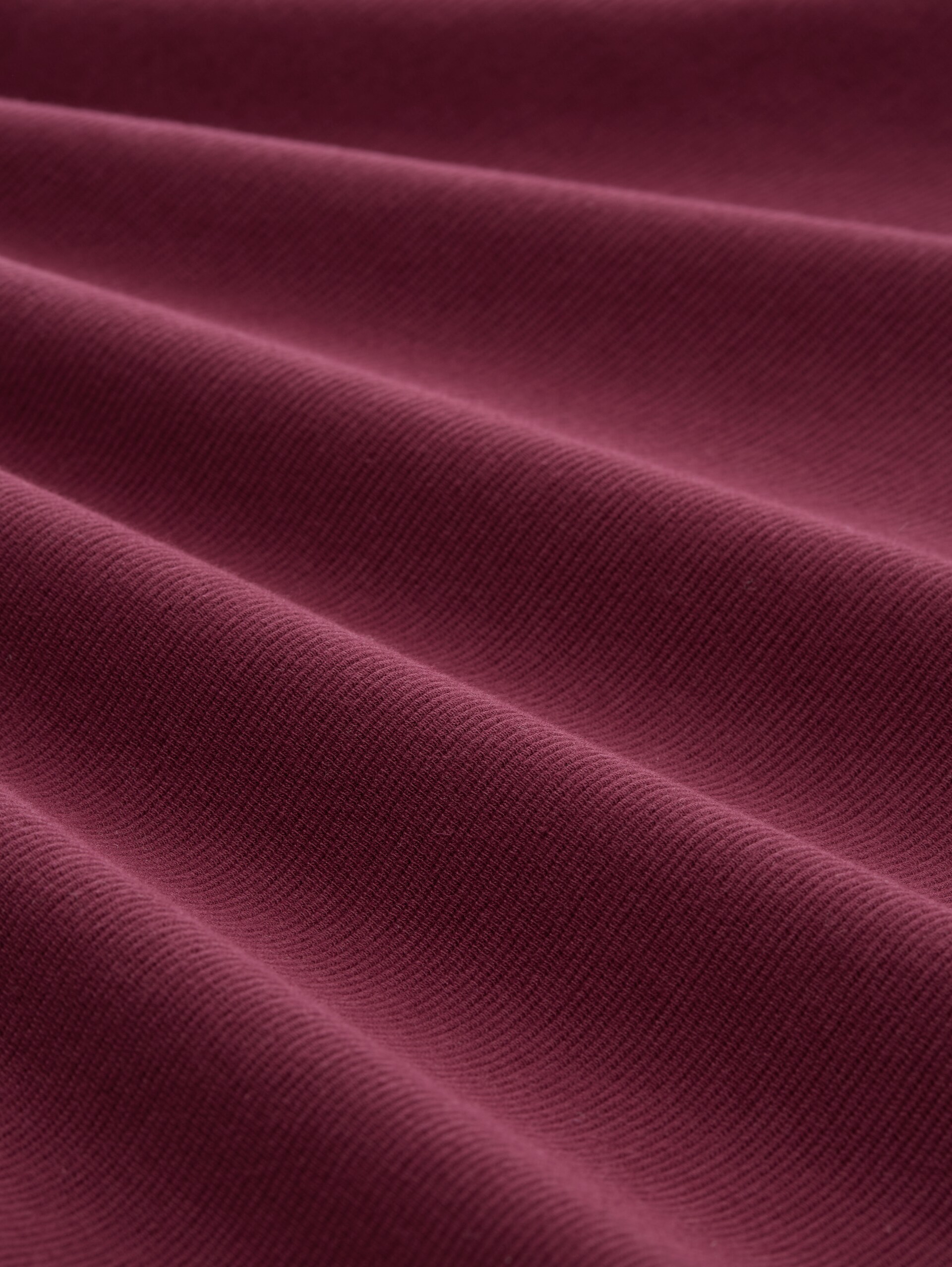Langarmshirt mit Knopf-Details - Preppy Plum - Material-Ansicht