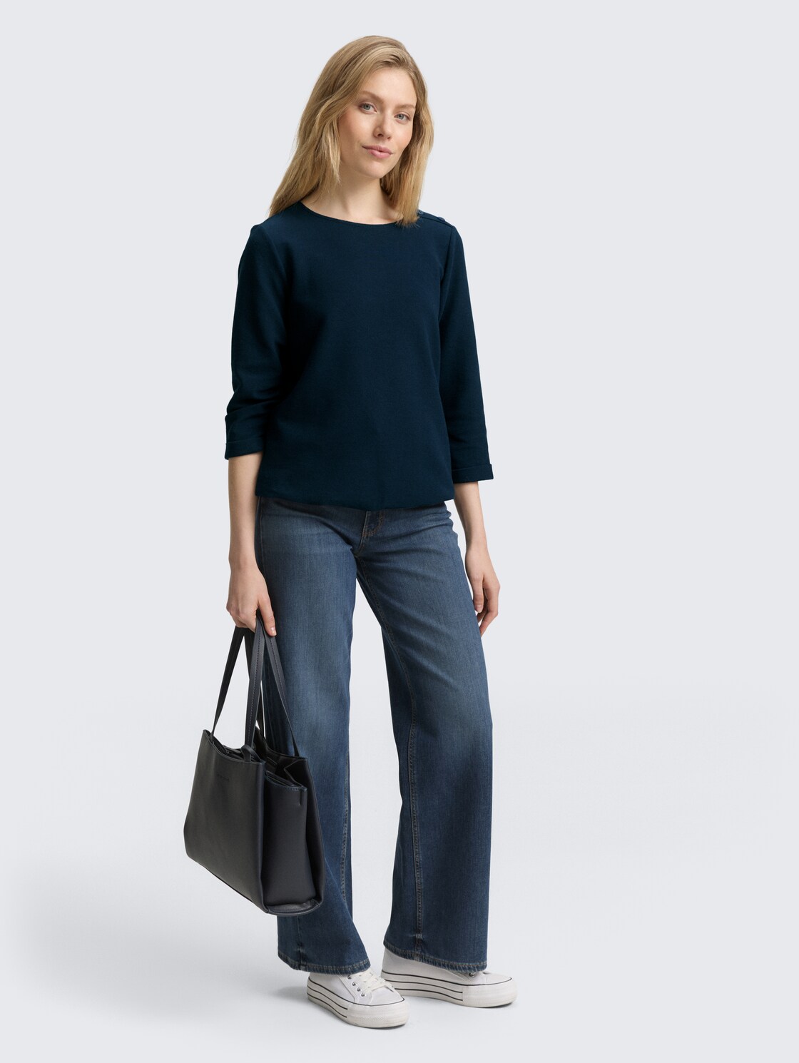 Langarmshirt mit Knopf-Details - sky captain blue - Model-Vorderansicht