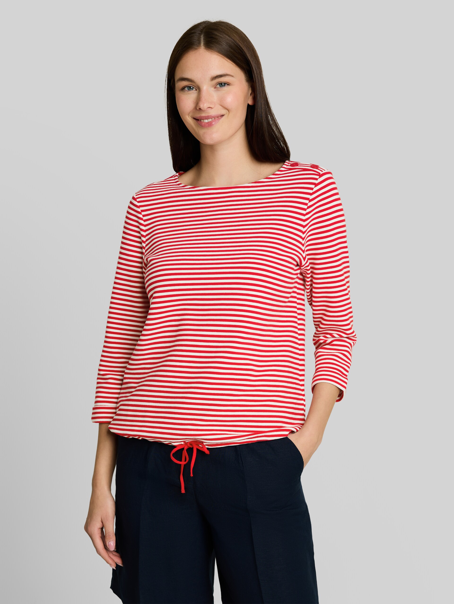 Long-sleeved top with button details - red offwhite regular stripe - Neckline model front view