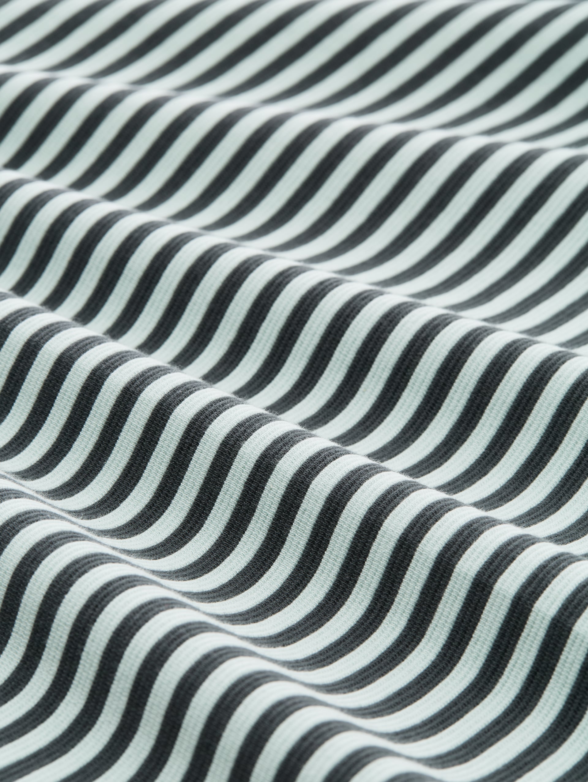 Langarmshirt mit Knopf-Details - darkest olive green stripe - Material-Ansicht